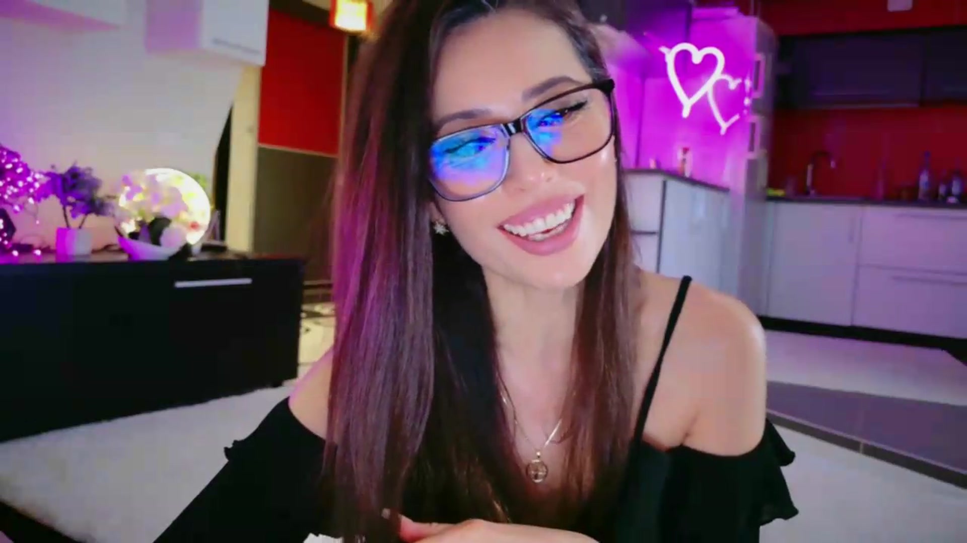 Gallery image thumbnail from SmileyTinaa's myfreecams stream on, 06/04/2026, 22:15 image 2 of 20