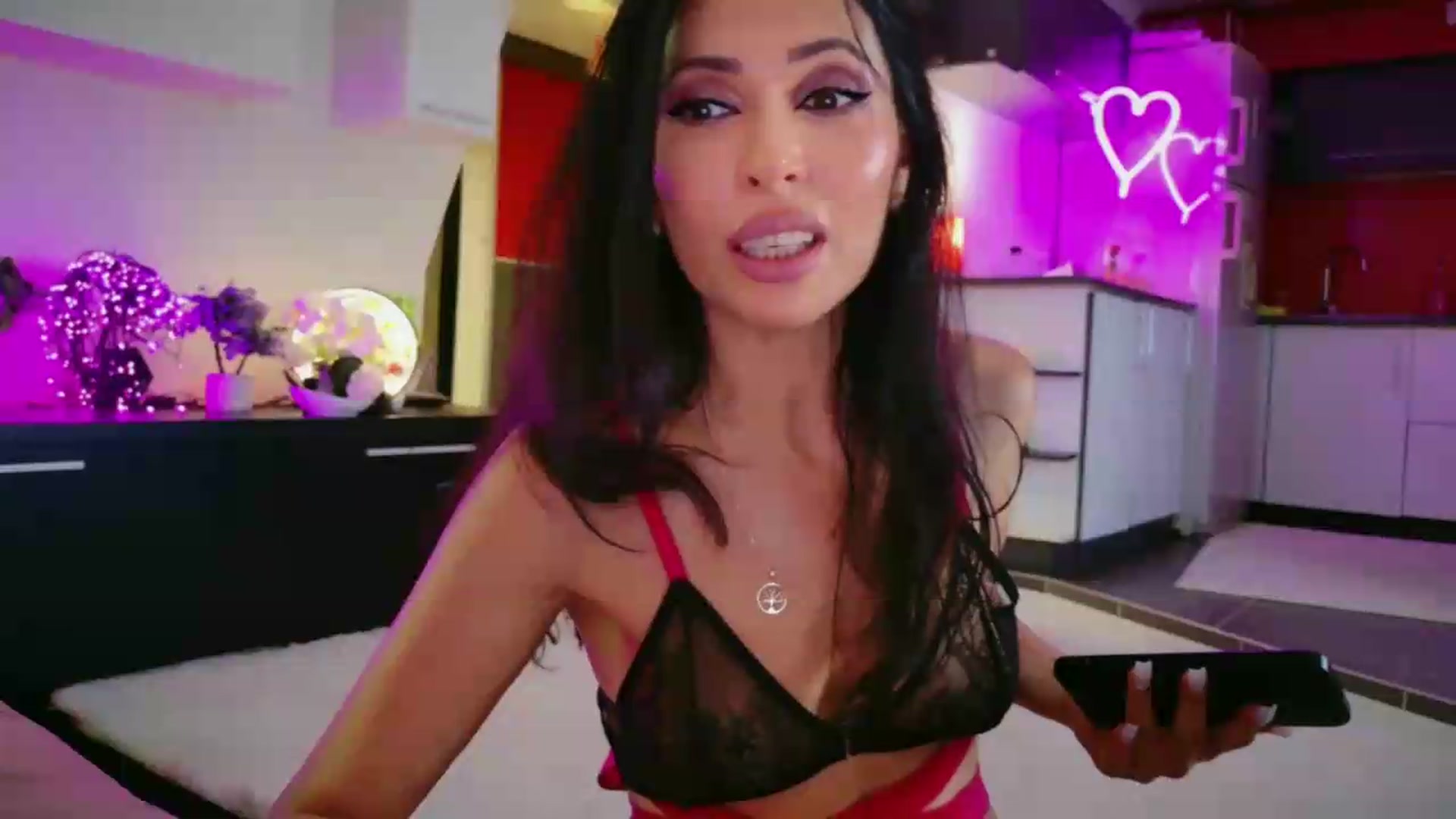 Gallery image thumbnail from SmileyTinaa's myfreecams stream on, 06/26/2026, 01:46 image 5 of 20