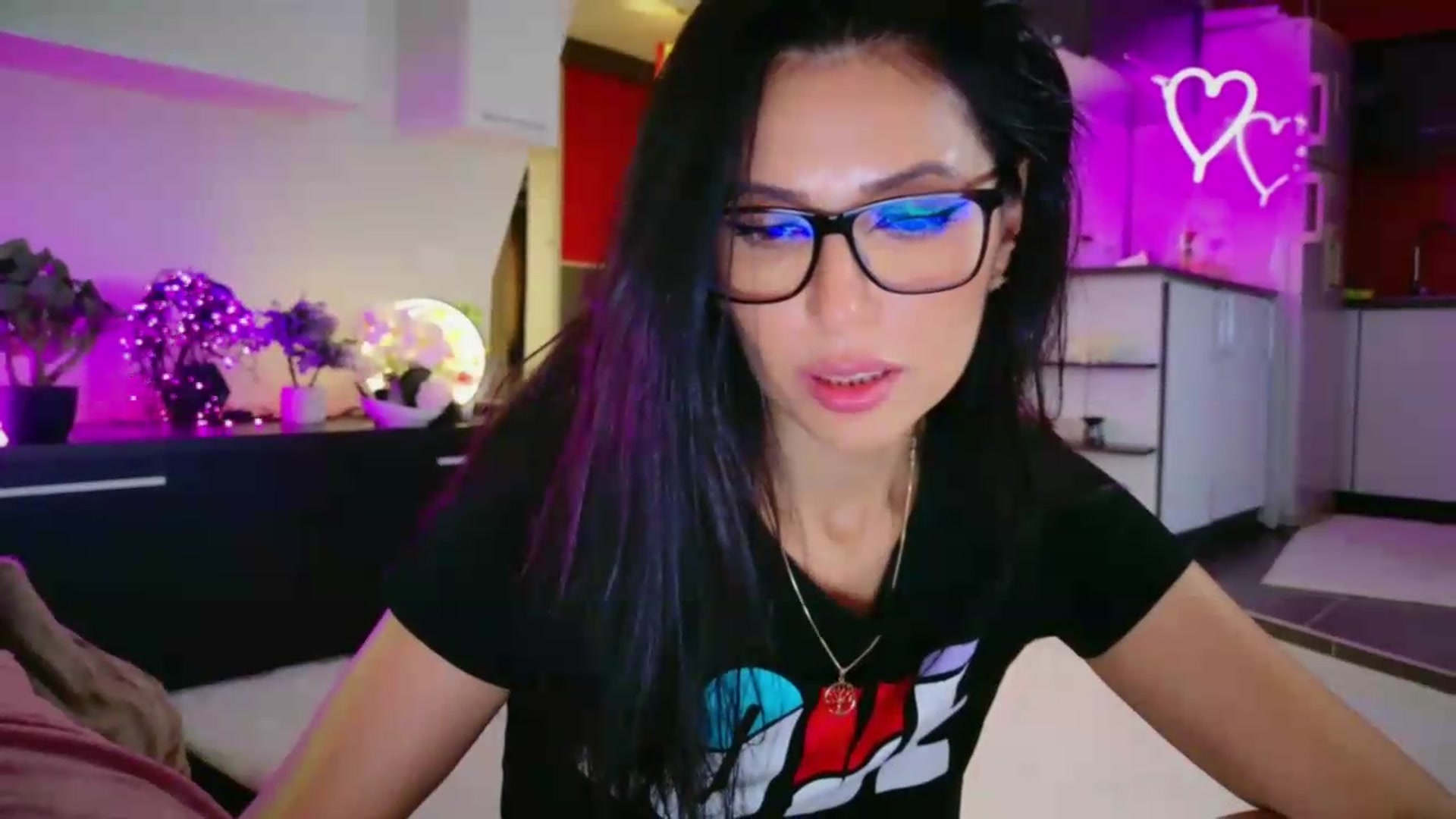 Gallery image thumbnail from SmileyTinaa's myfreecams stream on, 06/26/2026, 06:34 image 5 of 20