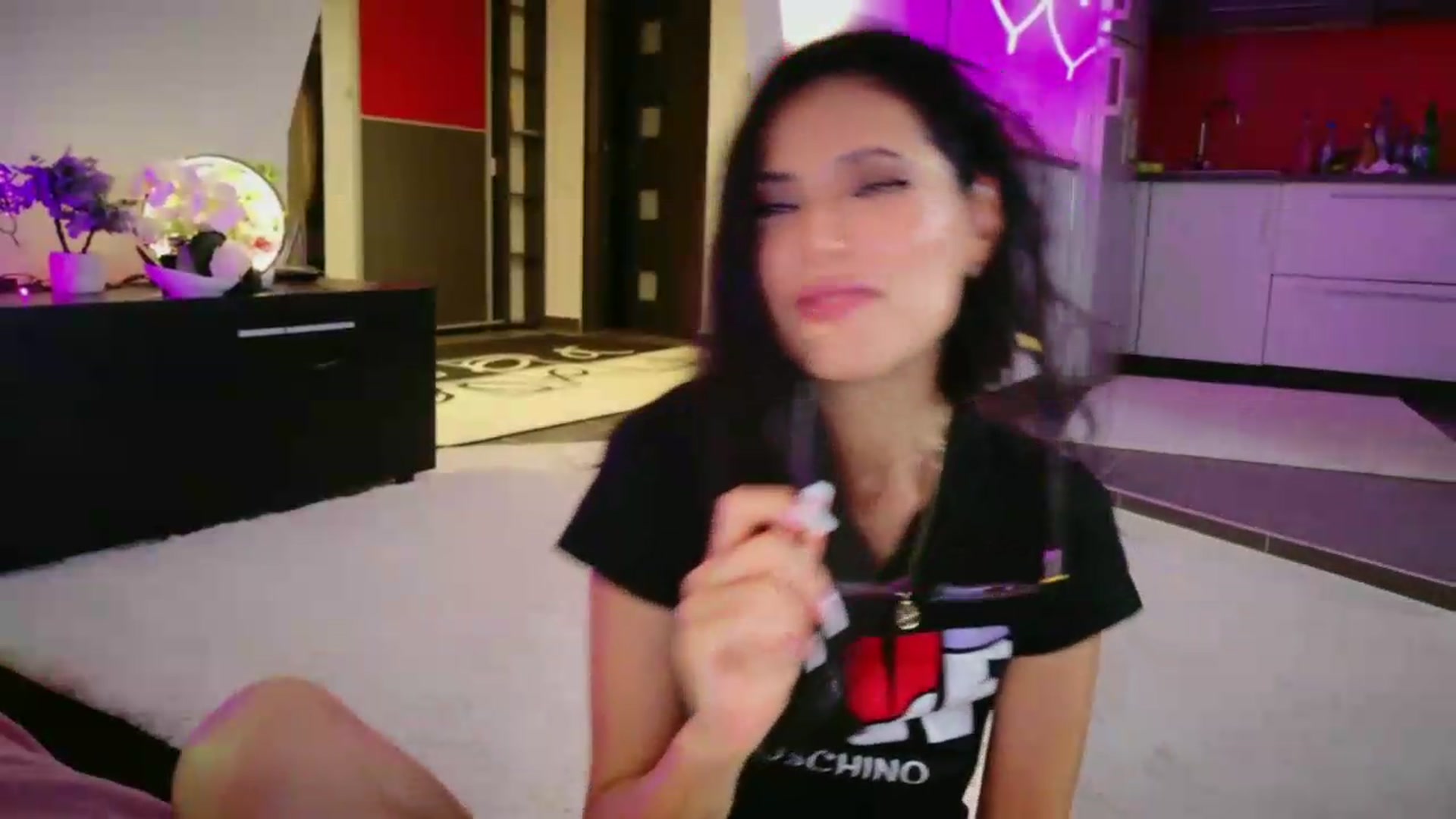 Gallery image thumbnail from SmileyTinaa's myfreecams stream on, 06/26/2026, 06:34 image 16 of 20
