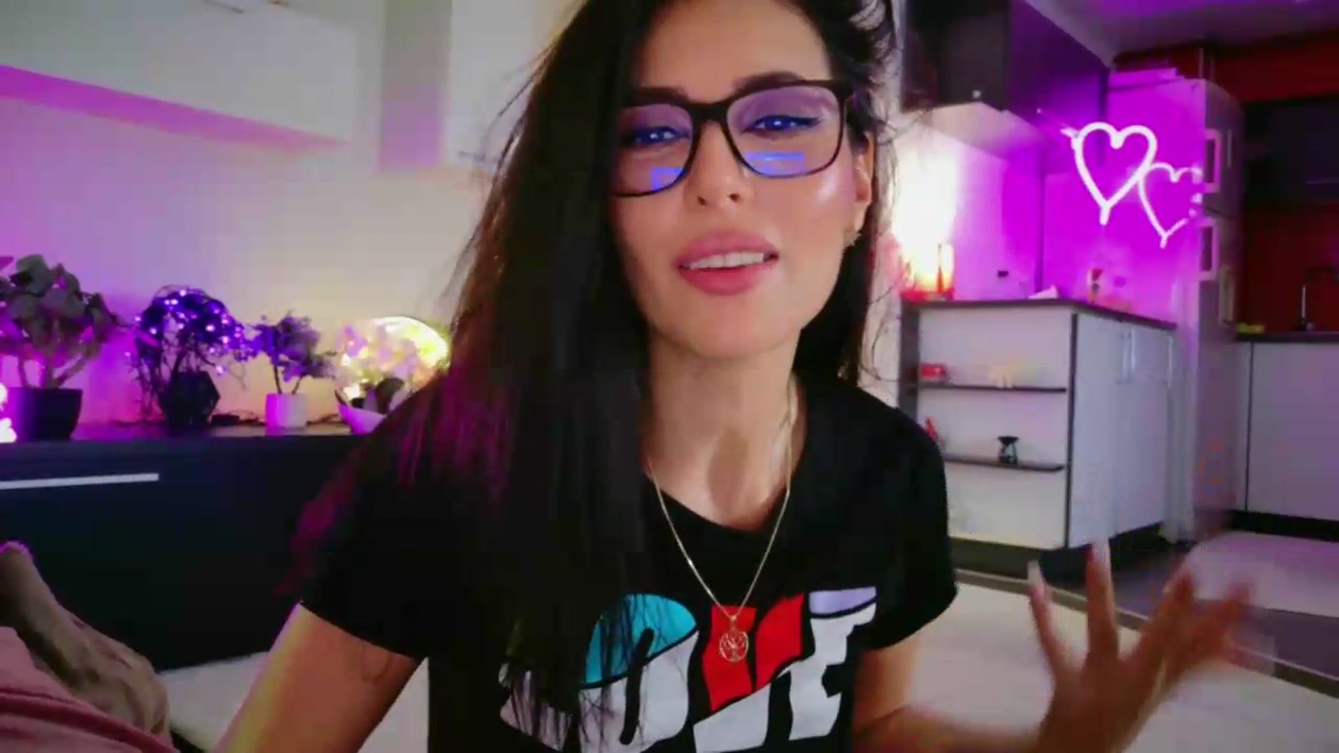 Gallery image thumbnail from SmileyTinaa's myfreecams stream on, 06/26/2026, 06:34 image 3 of 20