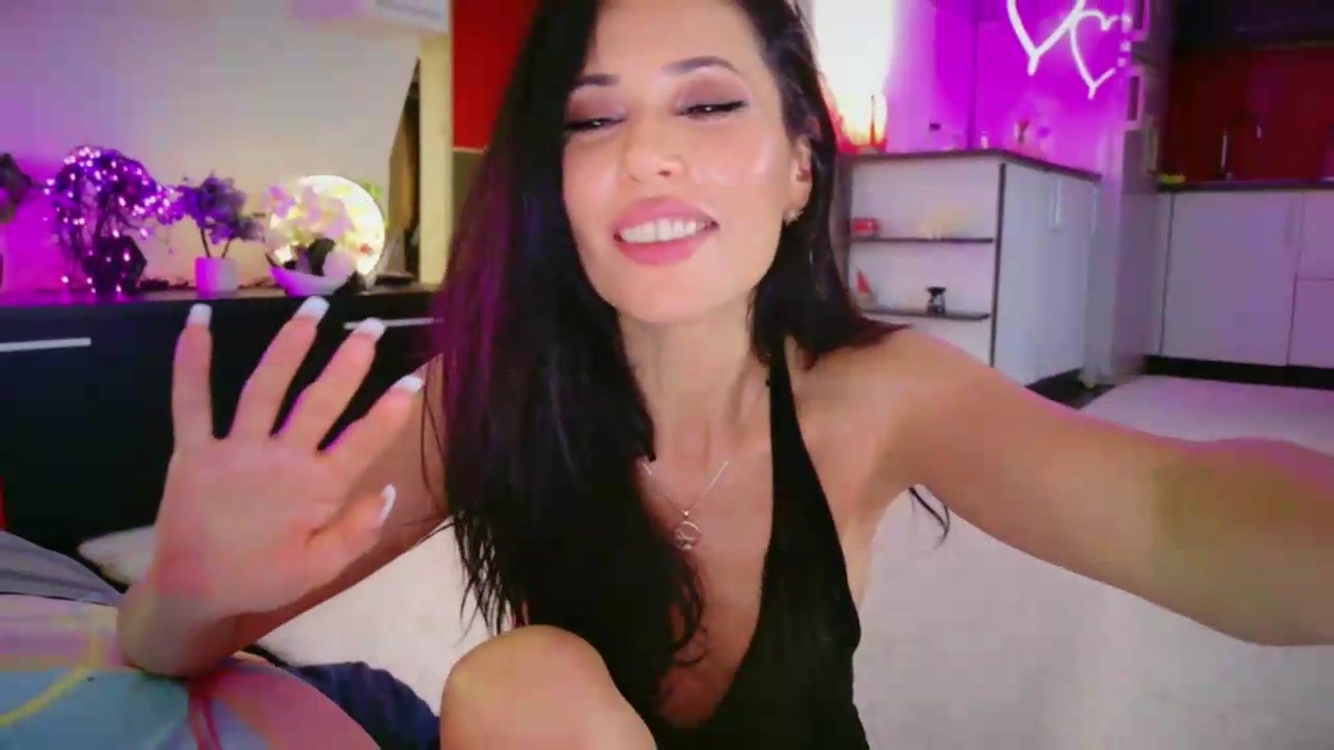 Gallery image thumbnail from SmileyTinaa's myfreecams stream on, 06/27/2026, 06:02 image 17 of 20