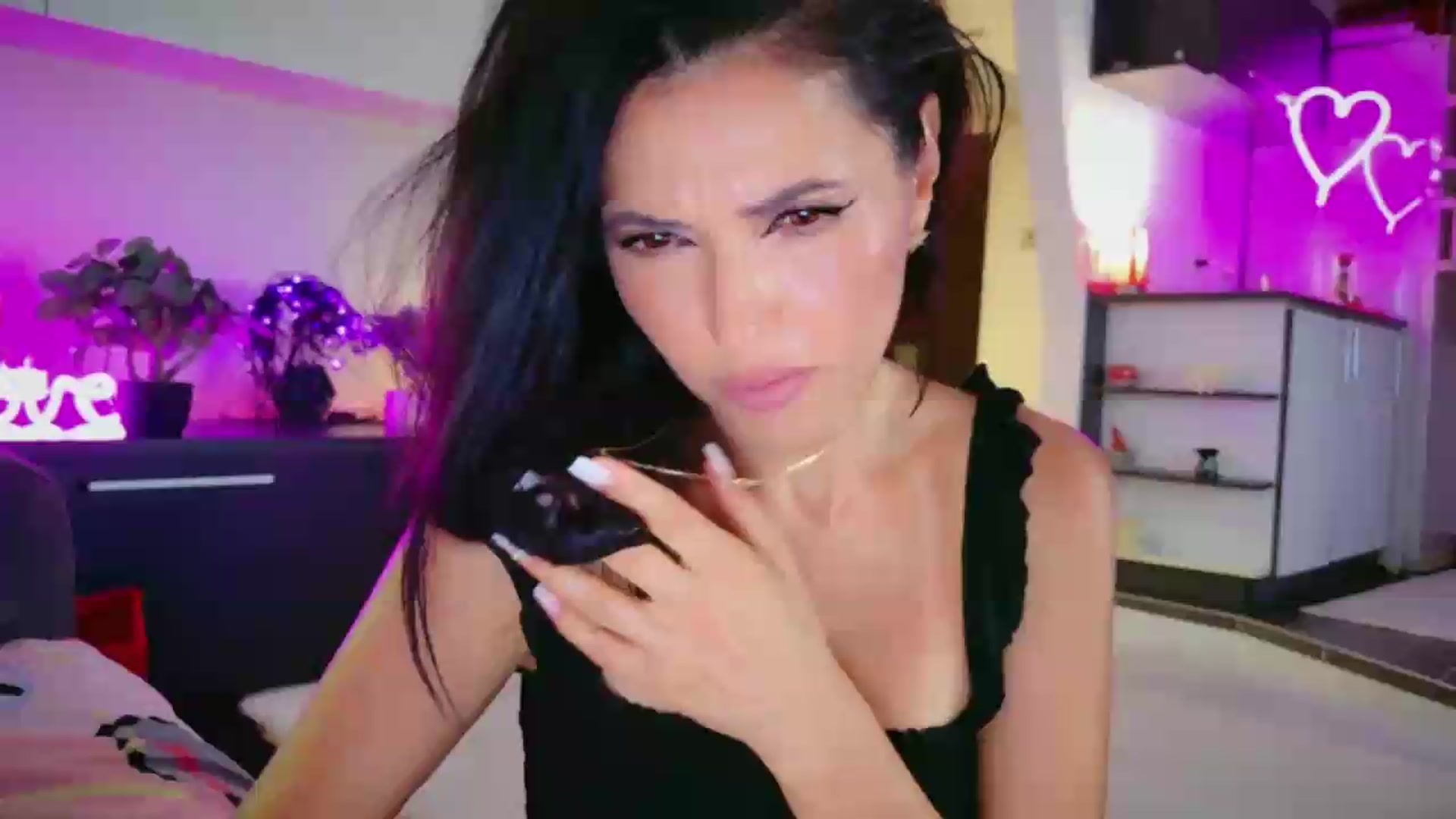 Gallery image thumbnail from SmileyTinaa's myfreecams stream on, 07/04/2026, 02:13 image 1 of 20
