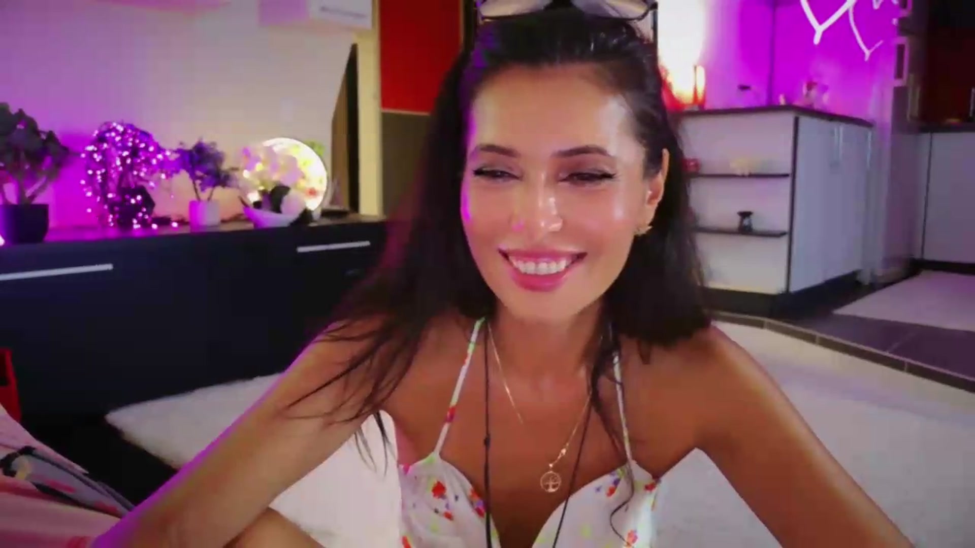 Gallery image thumbnail from SmileyTinaa's myfreecams stream on, 08/08/2026, 05:24 image 5 of 20