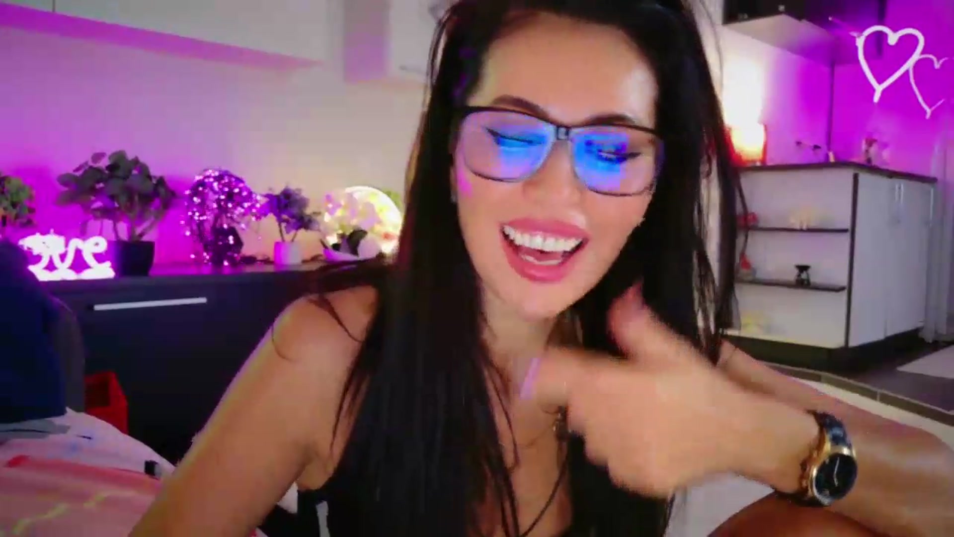 Gallery image thumbnail from SmileyTinaa's myfreecams stream on, 08/14/2026, 07:45 image 7 of 20