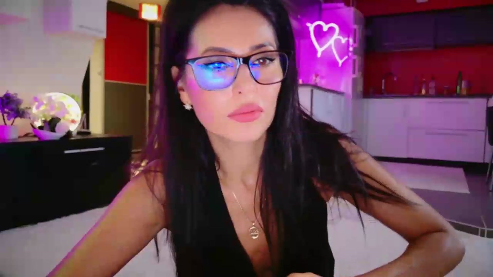 Gallery image thumbnail from SmileyTinaa's myfreecams stream on, 08/14/2026, 23:55 image 20 of 20