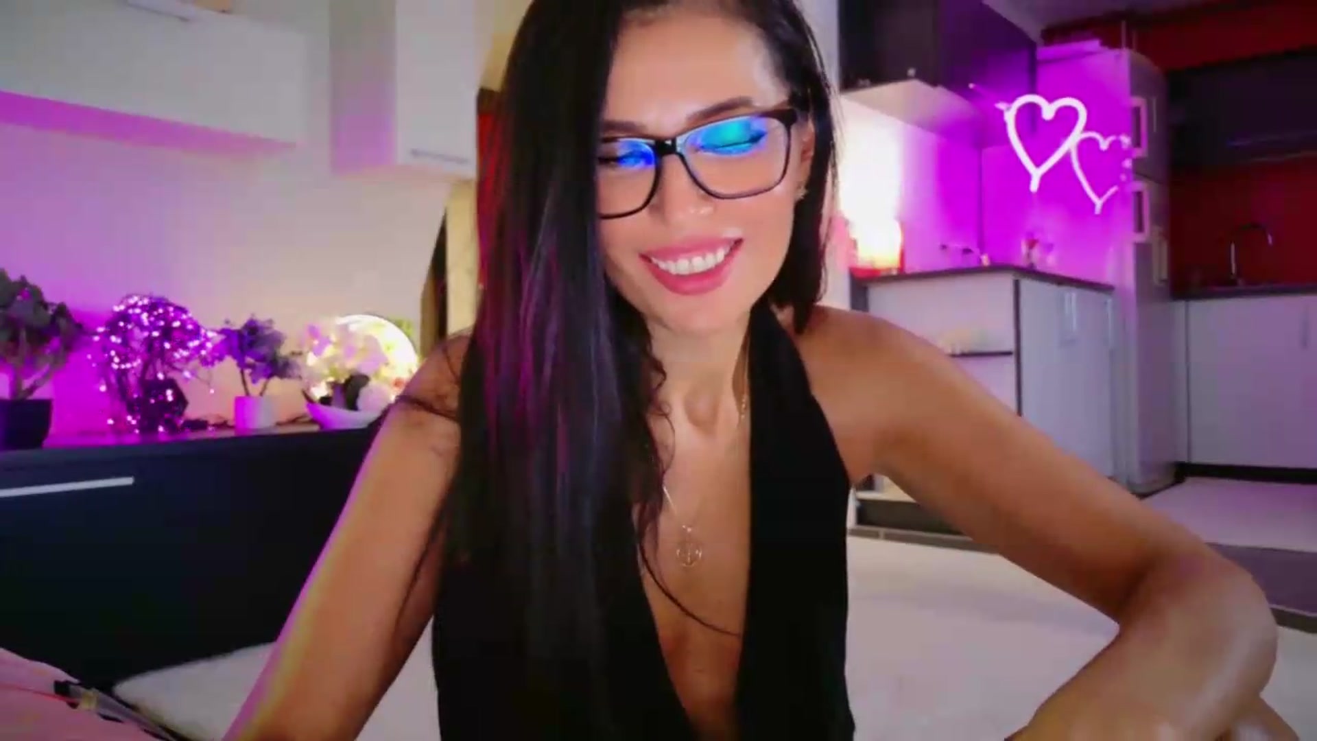 Gallery image thumbnail from SmileyTinaa's myfreecams stream on, 08/15/2026, 05:30 image 8 of 20