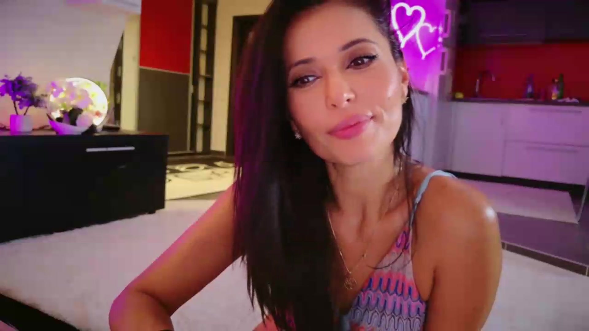 Gallery image thumbnail from SmileyTinaa's myfreecams stream on, 08/29/2026, 07:22 image 15 of 20