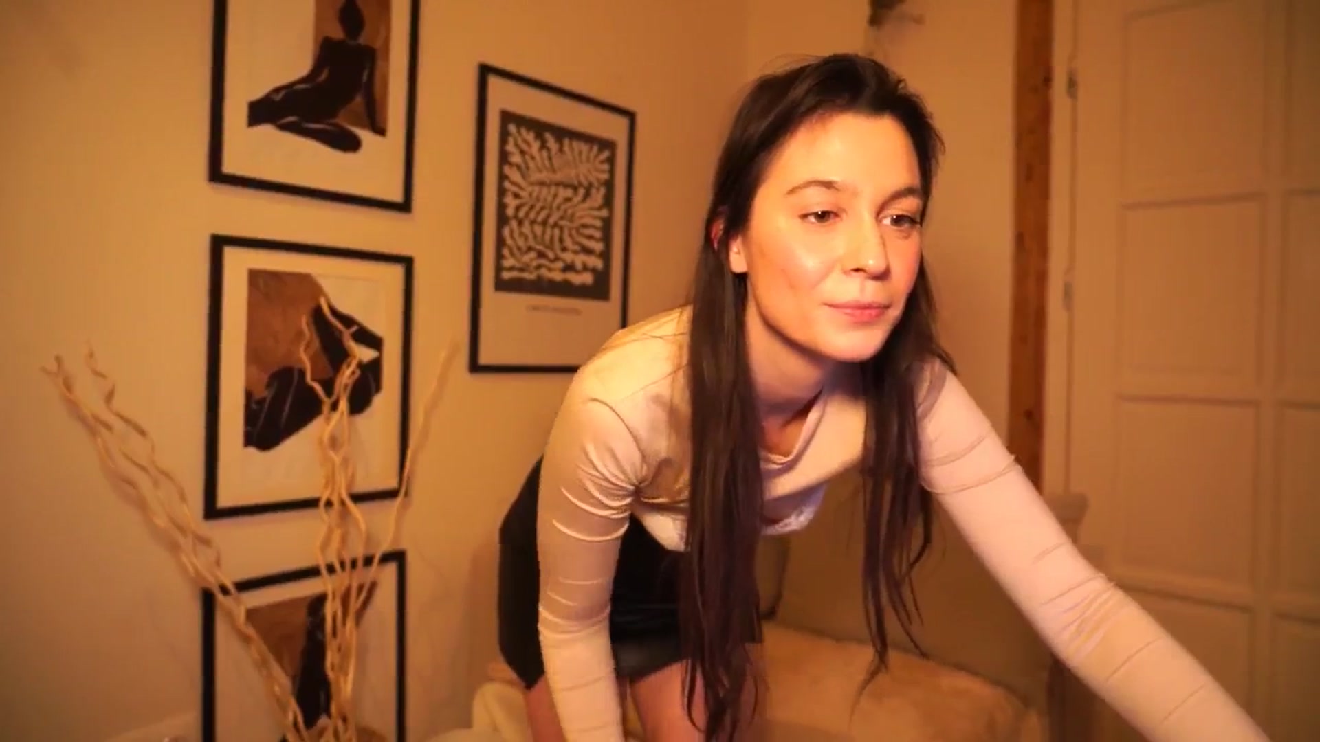 Gallery image thumbnail from SmilingRiddle's myfreecams stream on, 12/14/2024, 16:58 image 7 of 20