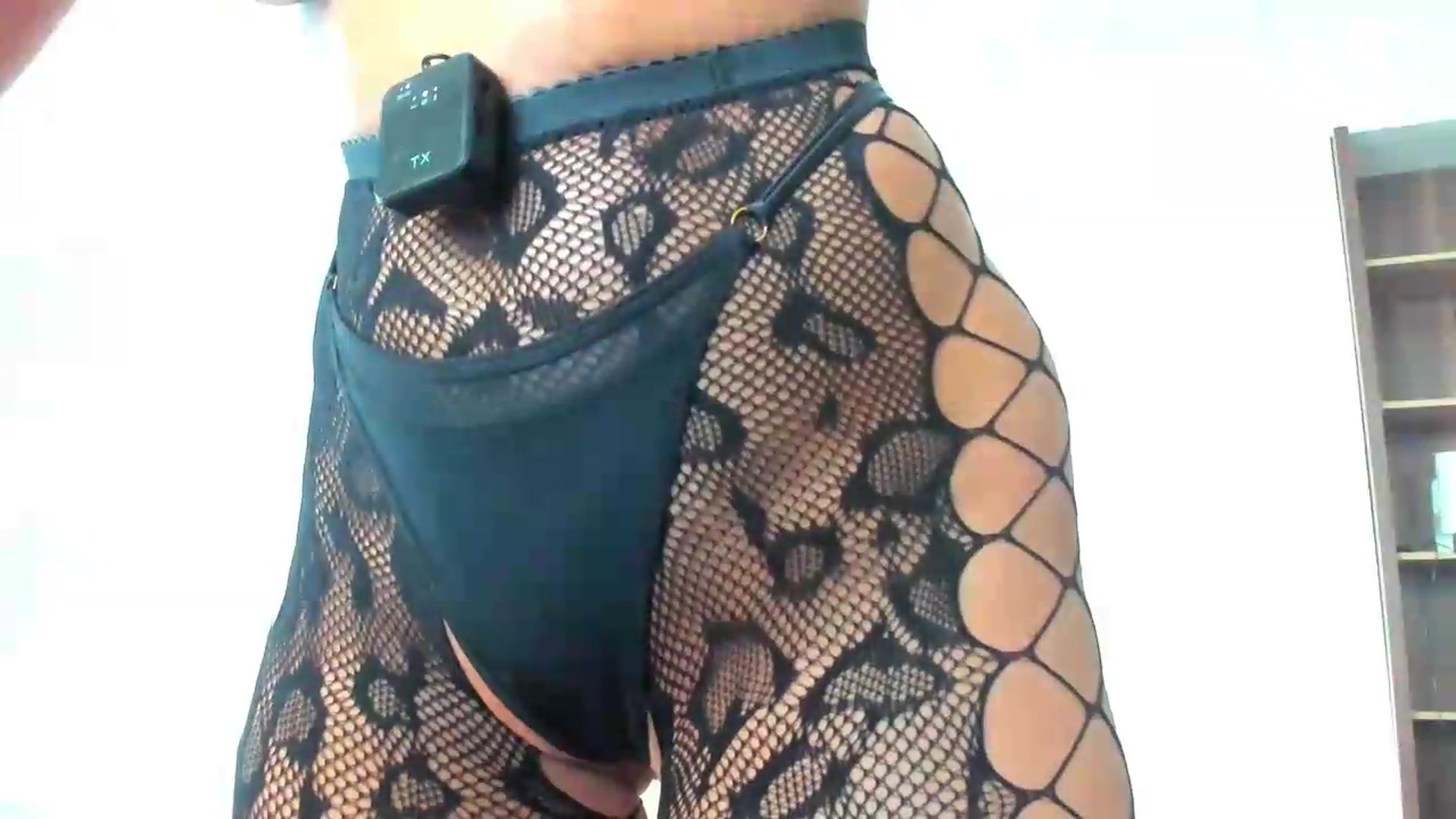 Gallery image thumbnail from SmokingHot's myfreecams stream on, 08/12/2026, 15:20 image 3 of 20