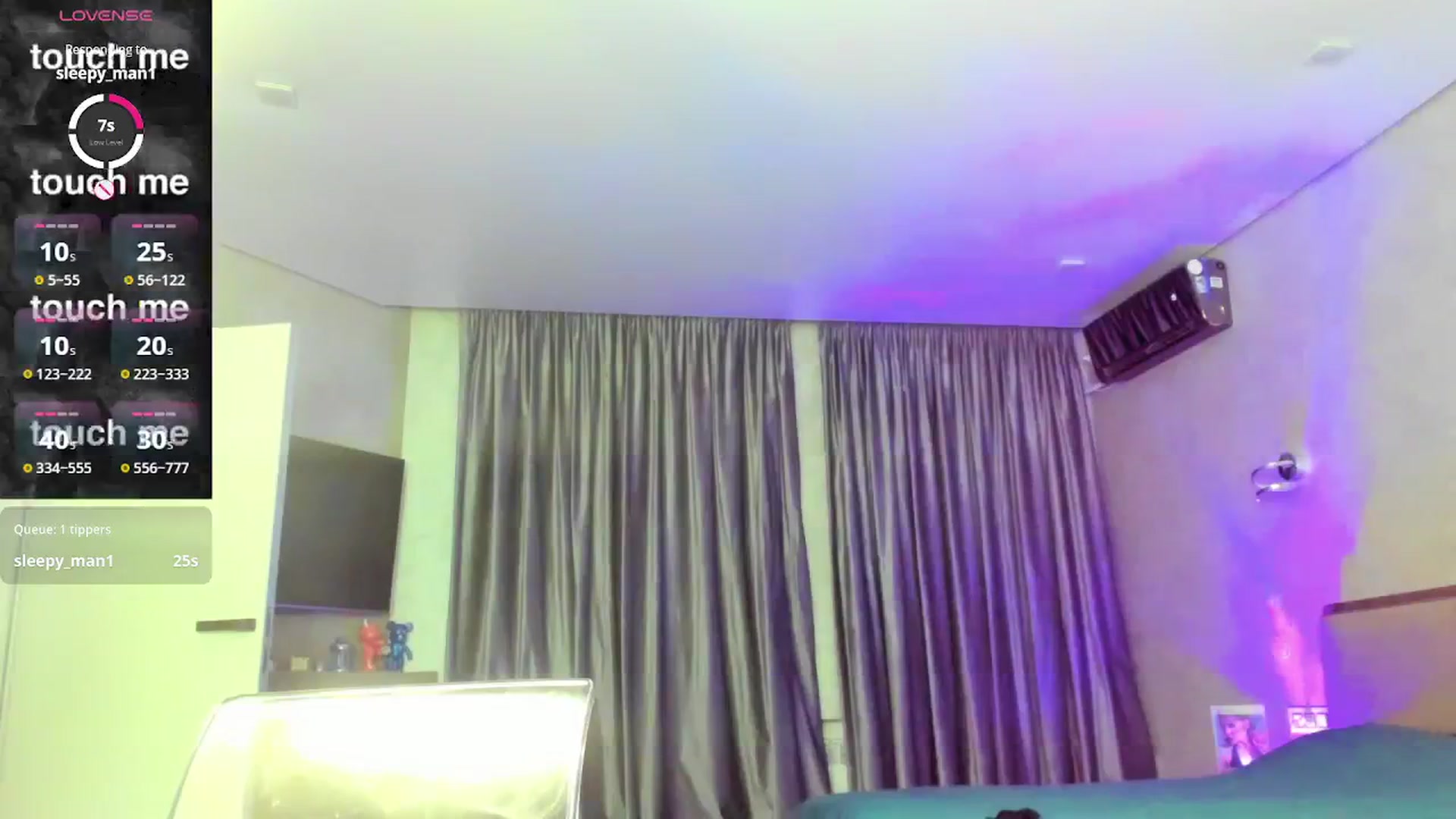 Gallery image thumbnail from SmokingHot_K's myfreecams stream on, 08/31/2025, 17:46 image 18 of 20