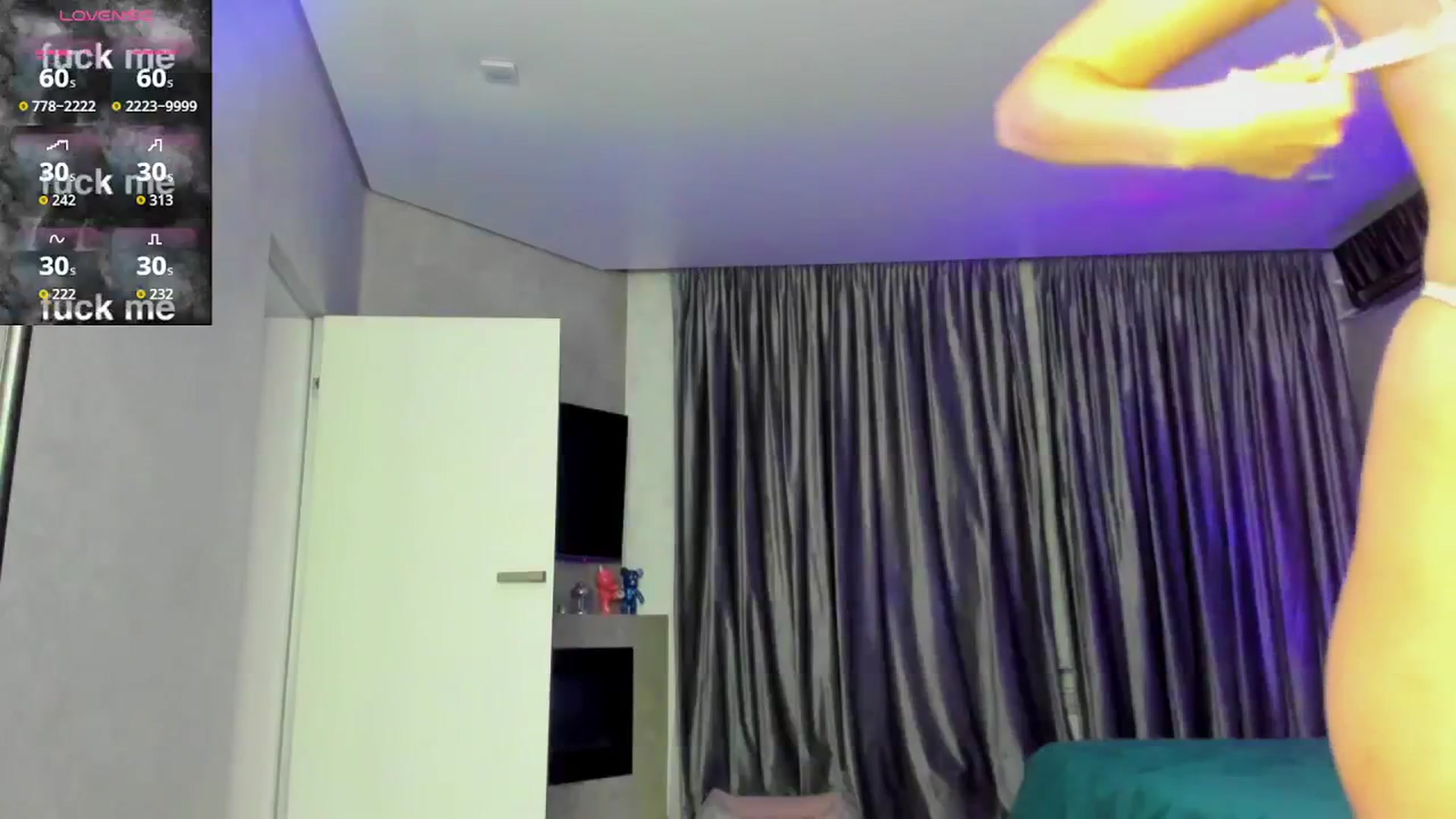 Gallery image thumbnail from SmokingHot_K's myfreecams stream on, 09/03/2025, 21:27 image 3 of 20