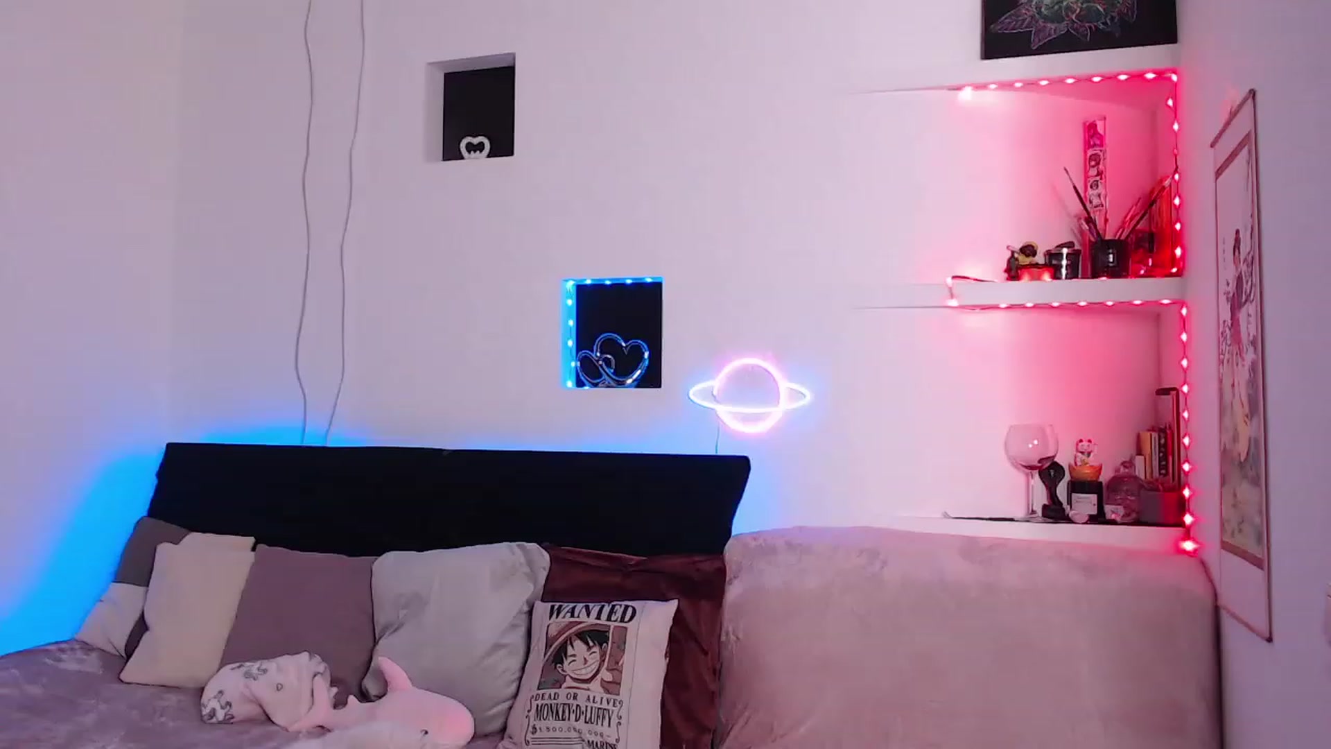 Gallery image thumbnail from Smoky_Mercury's myfreecams stream on, 04/24/2023, 24:02 image 12 of 20