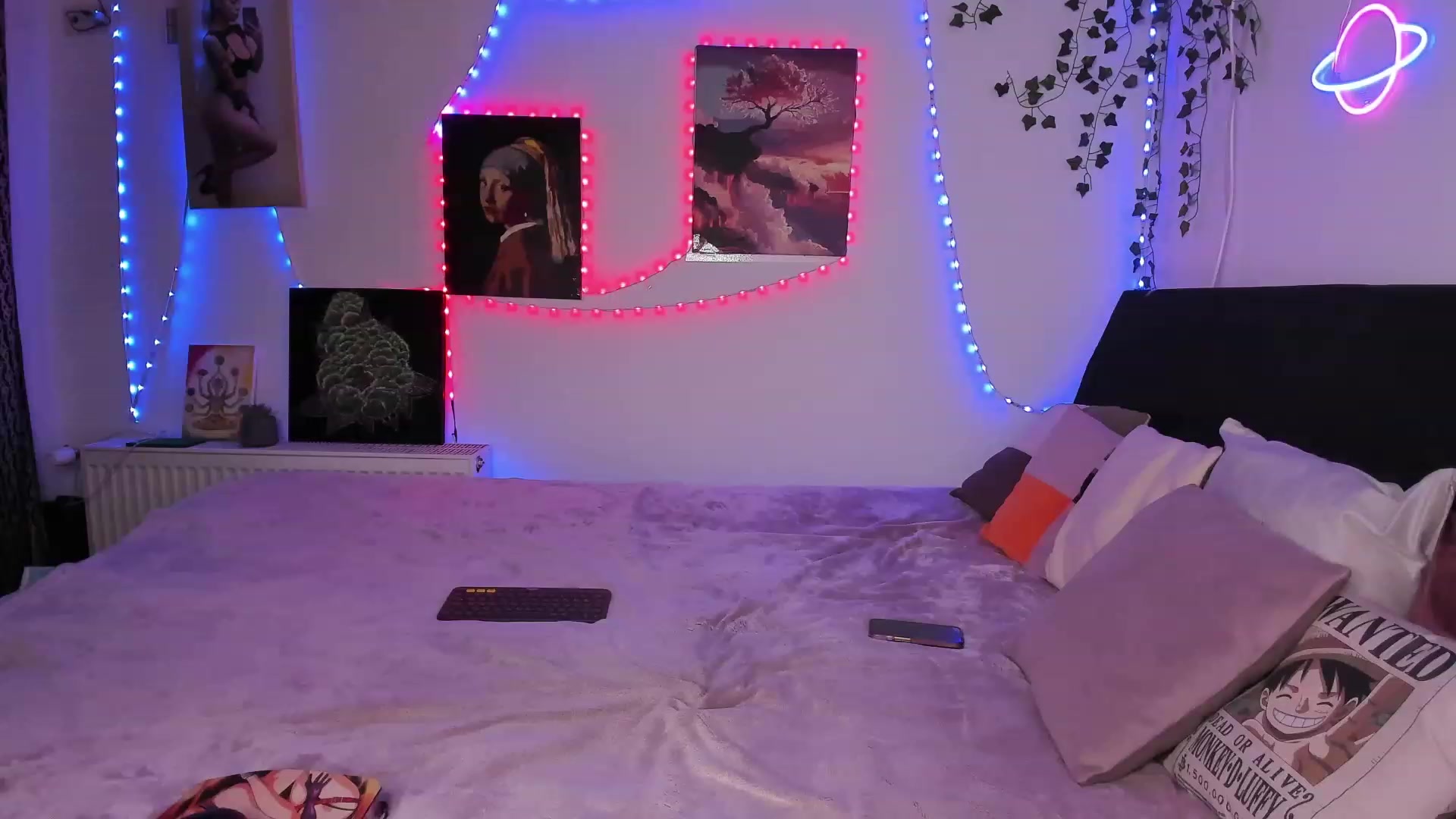 Gallery image thumbnail from Smoky_Mercury's myfreecams stream on, 08/25/2023, 03:41 image 3 of 20