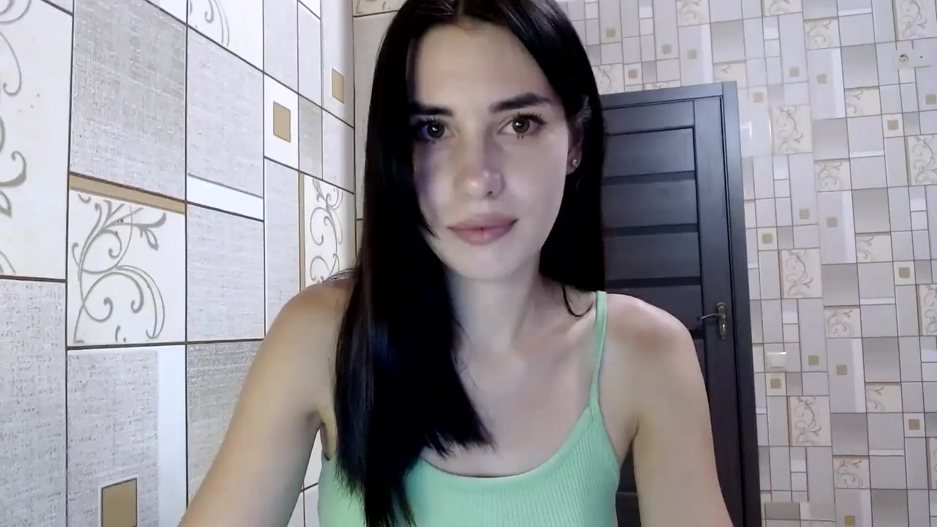 Gallery image thumbnail from Smoosi's myfreecams stream on, 07/29/2024, 18:34 image 16 of 20