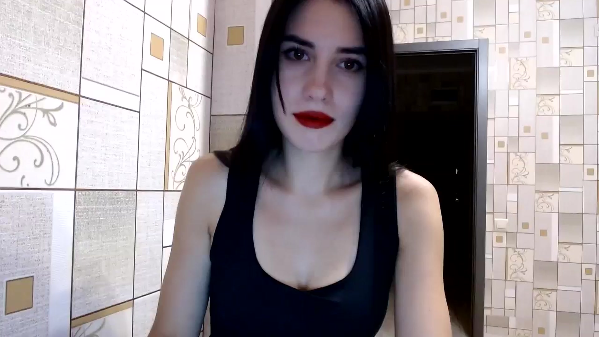 Gallery image thumbnail from Smoosi's myfreecams stream on, 08/10/2024, 18:17 image 8 of 20