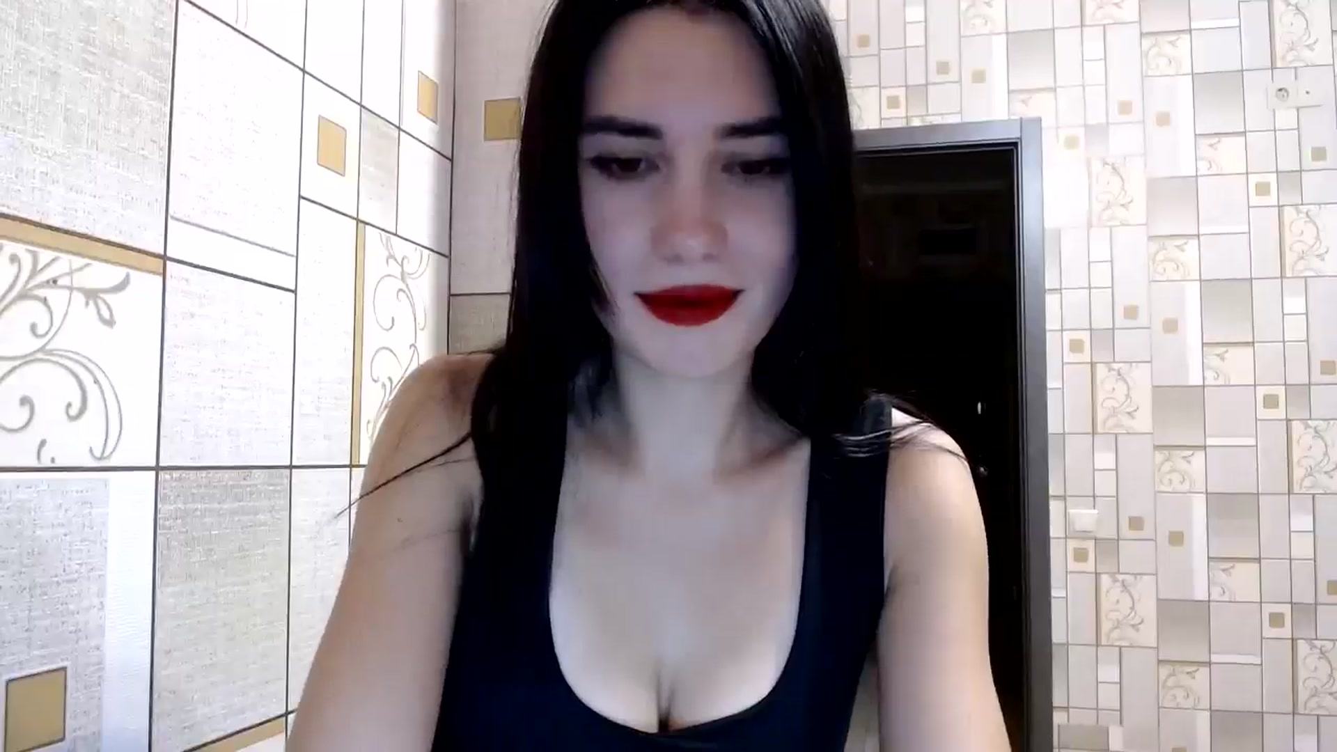 Gallery image thumbnail from Smoosi's myfreecams stream on, 08/10/2024, 19:01 image 18 of 20