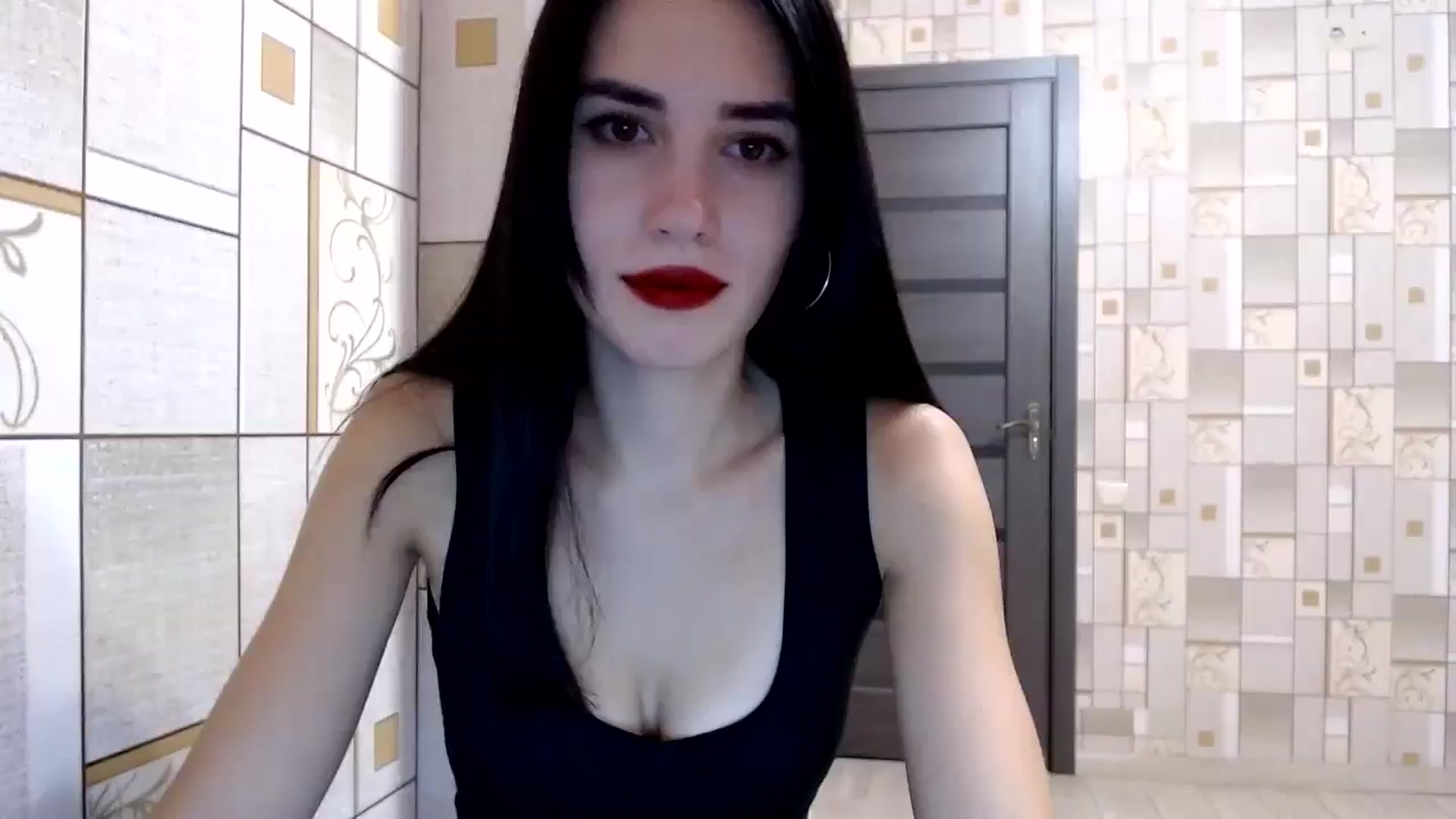 Gallery image thumbnail from Smoosi's myfreecams stream on, 08/10/2024, 20:44 image 17 of 20