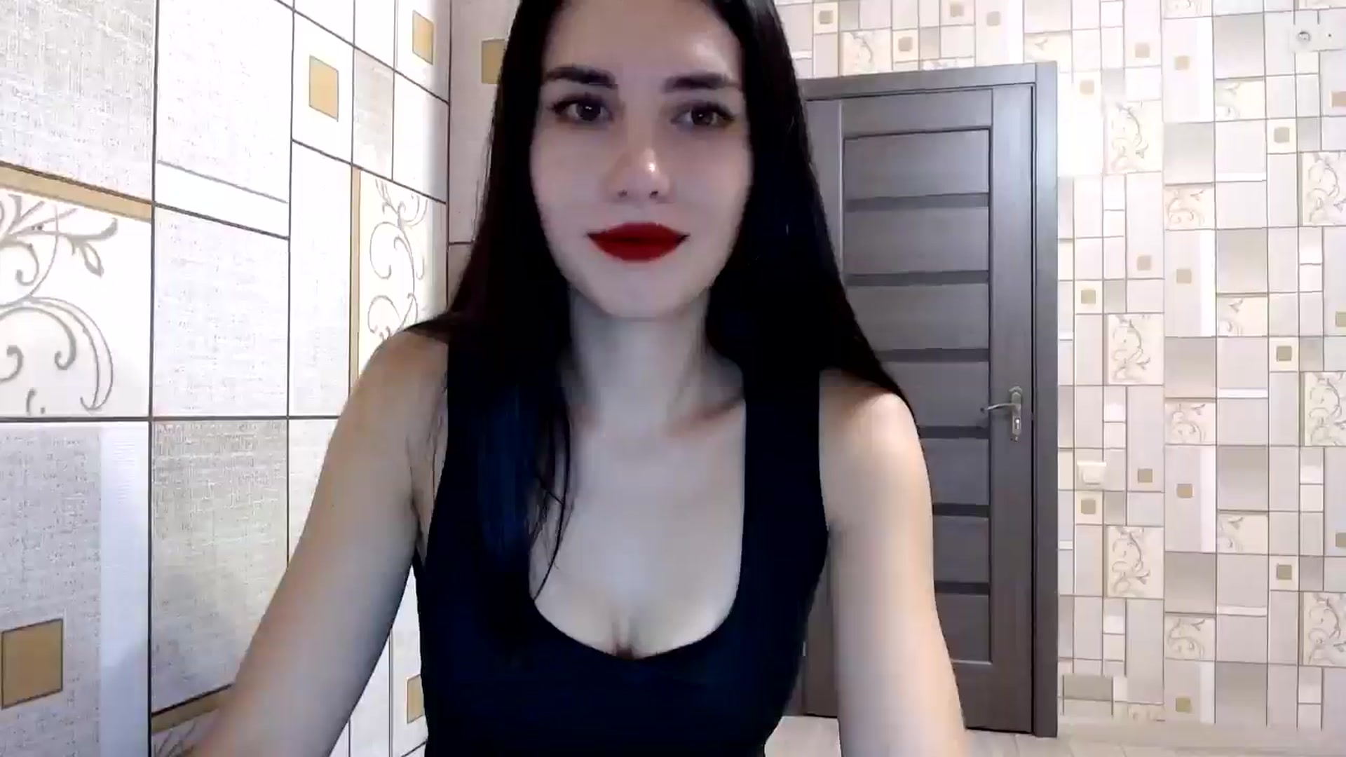 Gallery image thumbnail from Smoosi's myfreecams stream on, 08/10/2024, 22:03 image 19 of 20