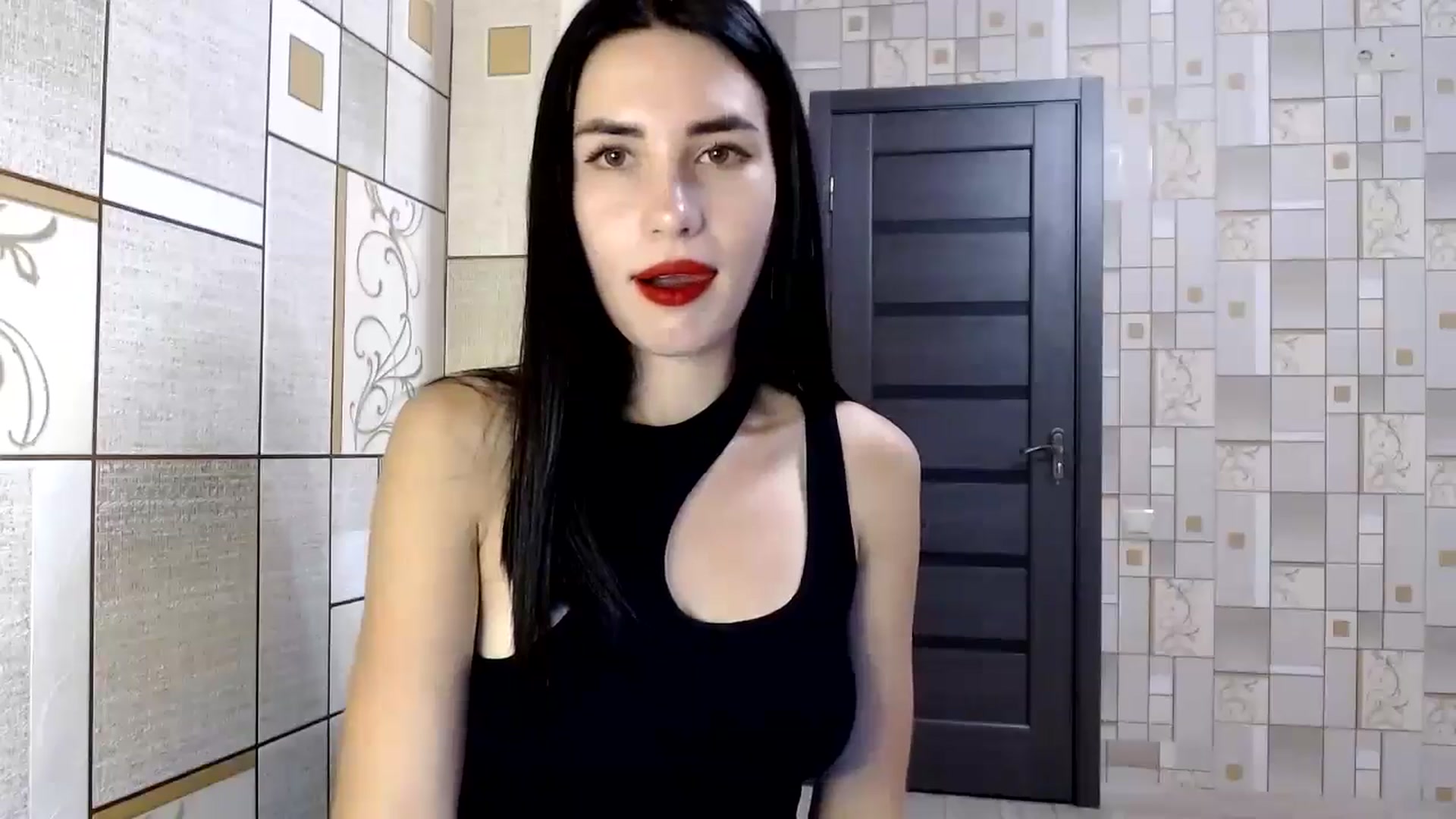 Gallery image thumbnail from Smoosi's myfreecams stream on, 08/13/2024, 20:21 image 19 of 20