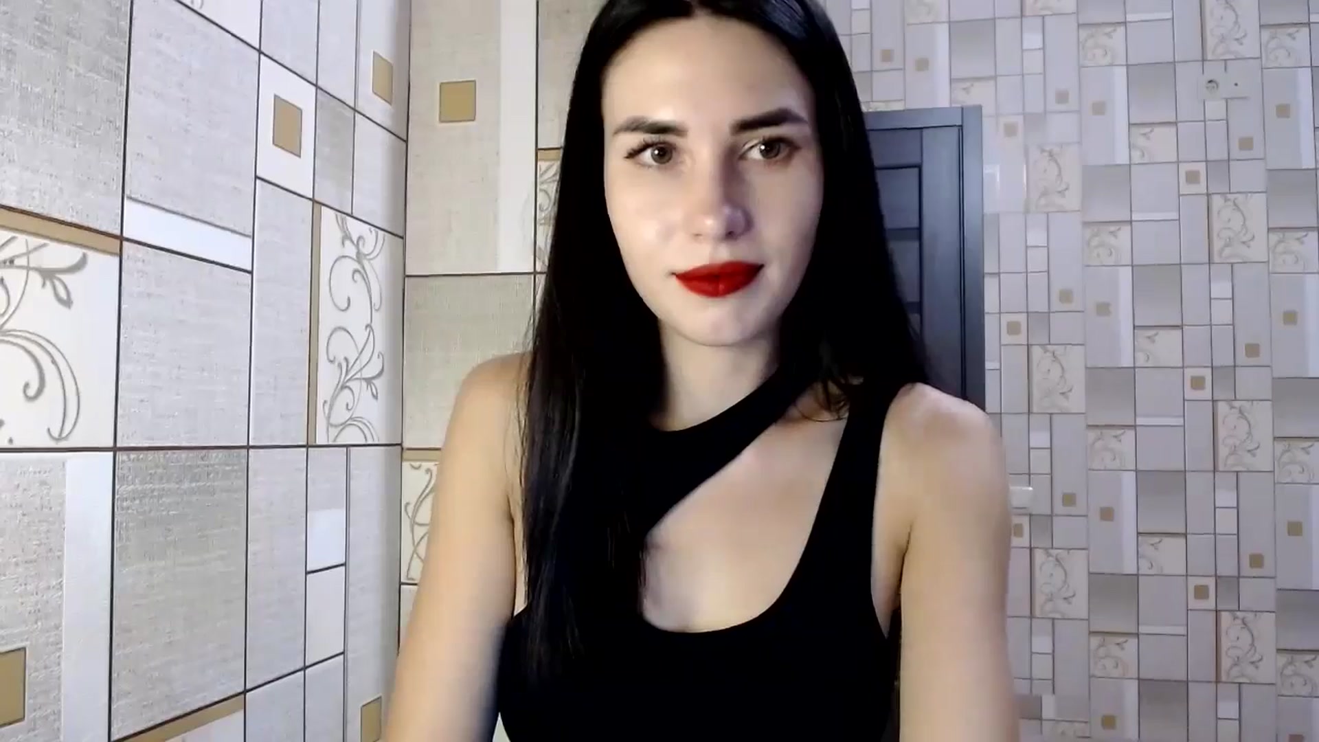 Gallery image thumbnail from Smoosi's myfreecams stream on, 08/13/2024, 21:33 image 4 of 20