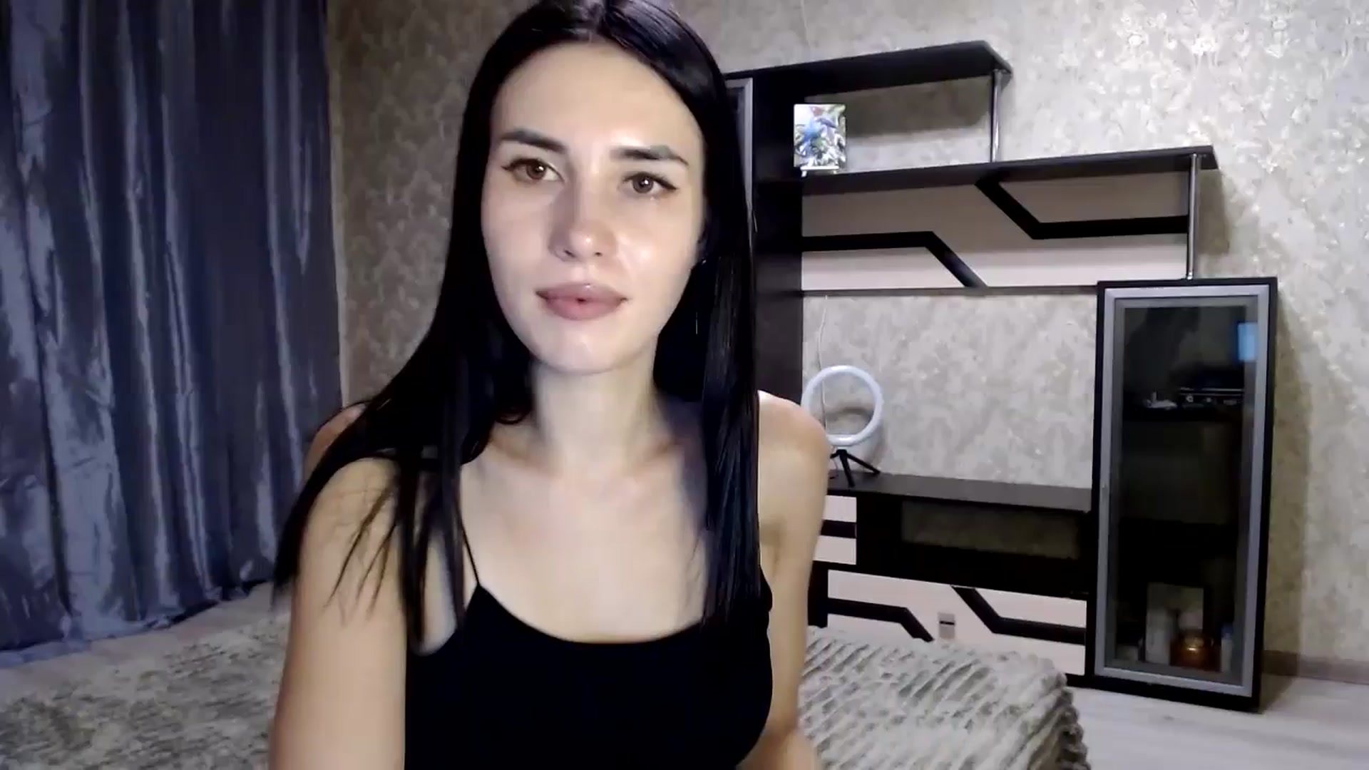 Gallery image thumbnail from Smoosi's myfreecams stream on, 08/17/2024, 21:47 image 1 of 20