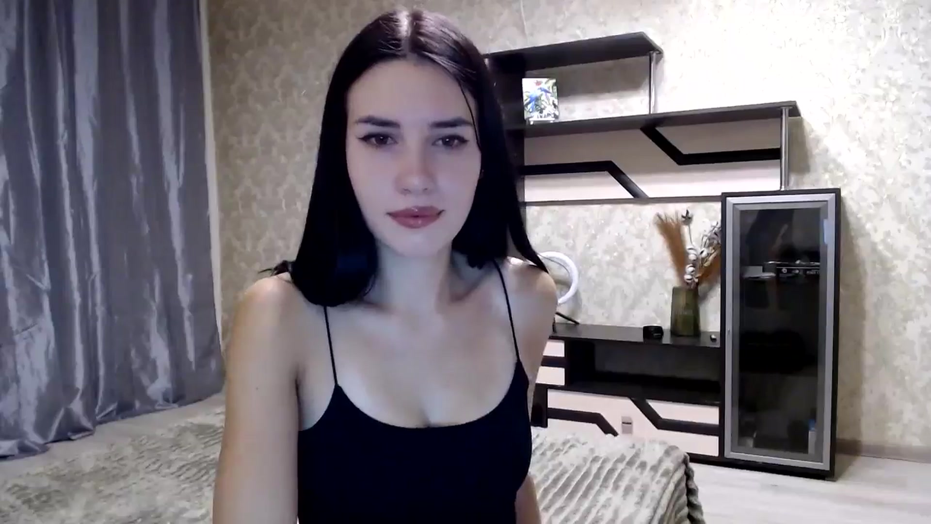 Gallery image thumbnail from Smoosi's myfreecams stream on, 08/24/2024, 22:22 image 5 of 20