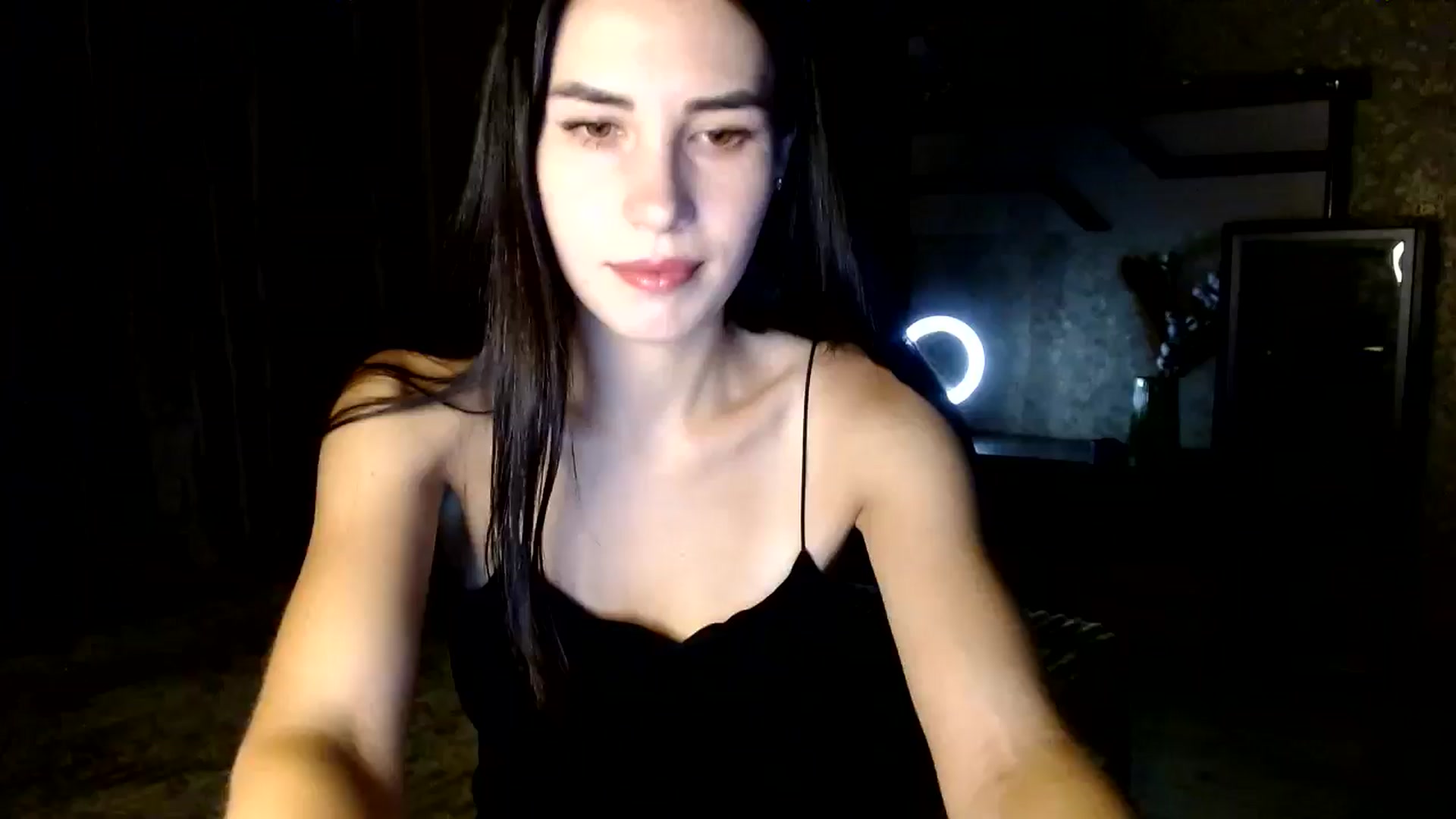 Gallery image thumbnail from Smoosi's myfreecams stream on, 08/25/2024, 18:57 image 19 of 20