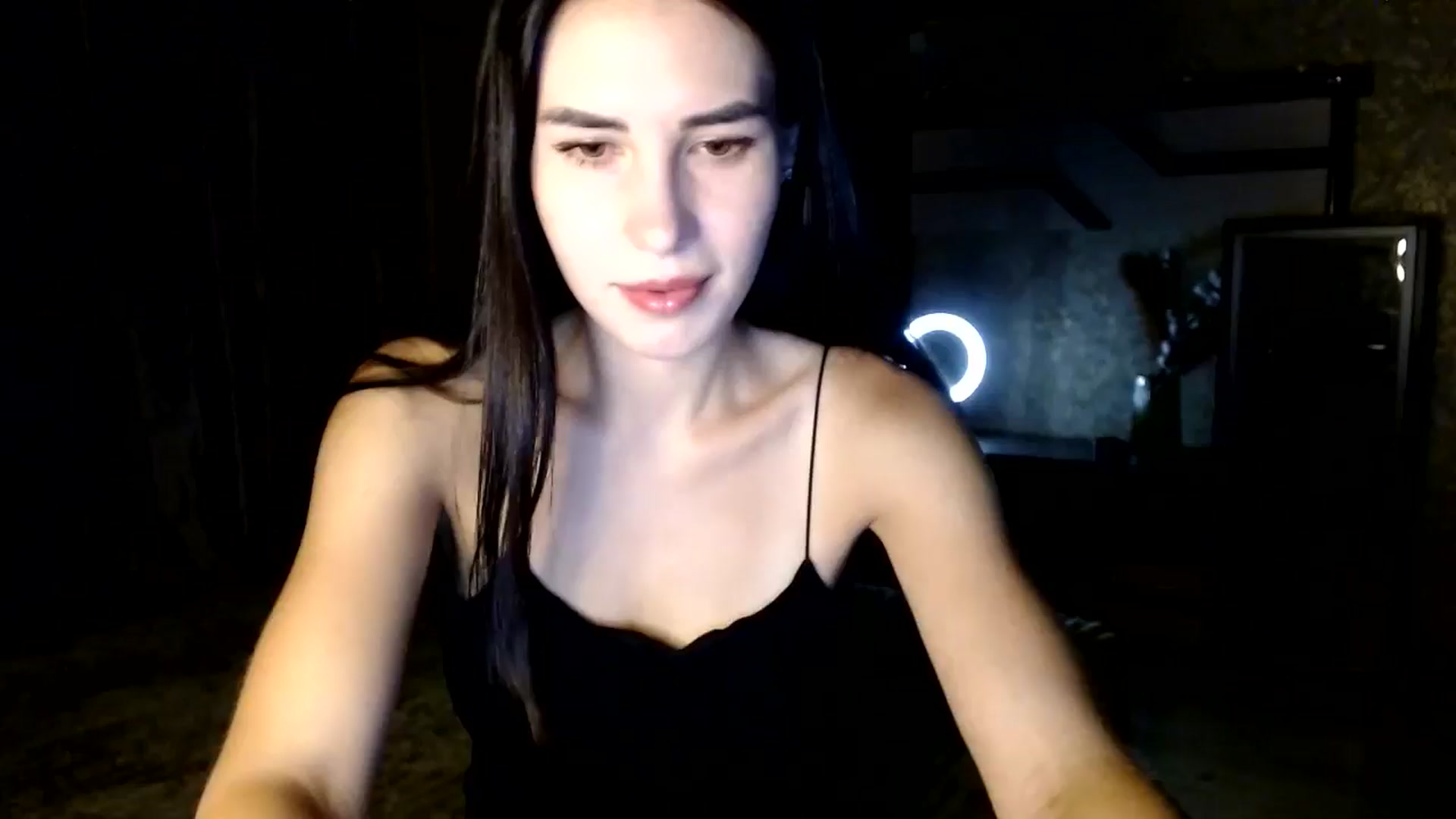 Gallery image thumbnail from Smoosi's myfreecams stream on, 08/25/2024, 18:57 image 16 of 20