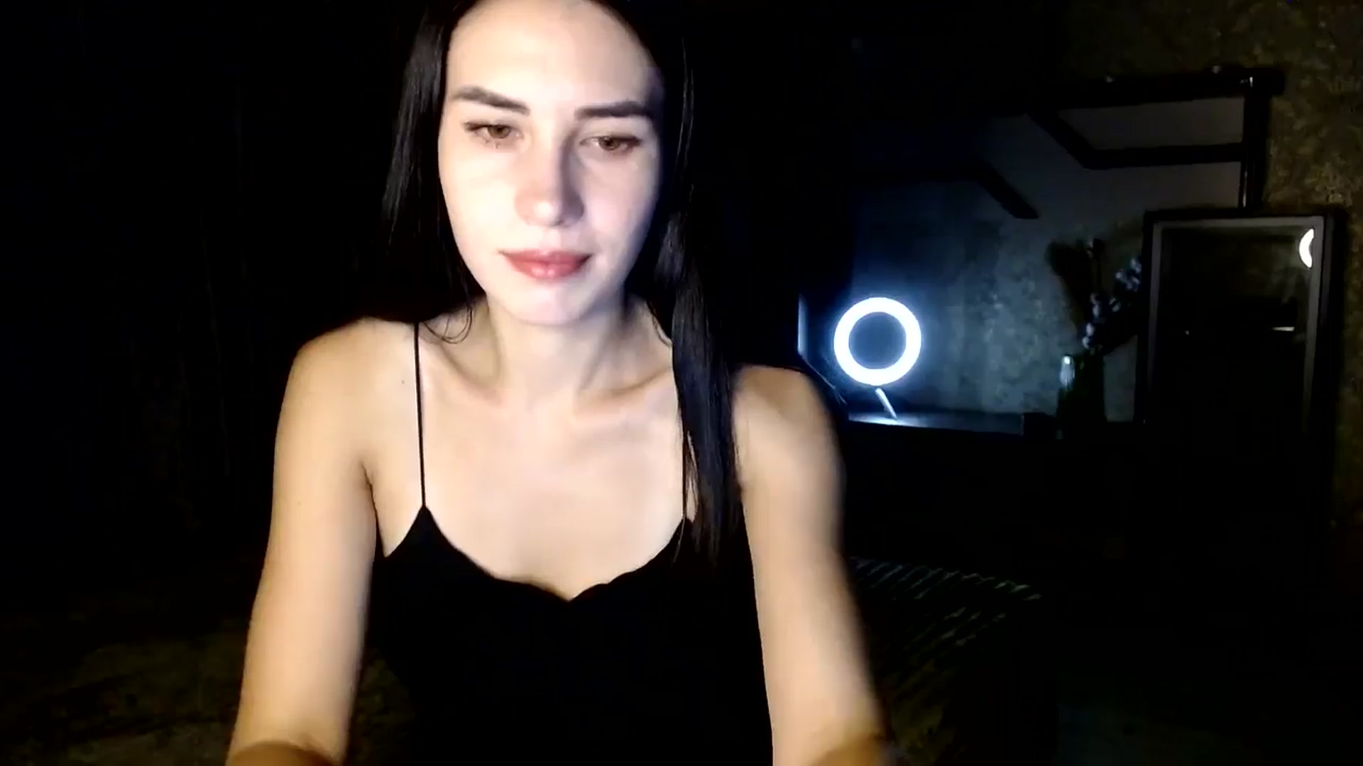 Gallery image thumbnail from Smoosi's myfreecams stream on, 08/25/2024, 18:57 image 7 of 20