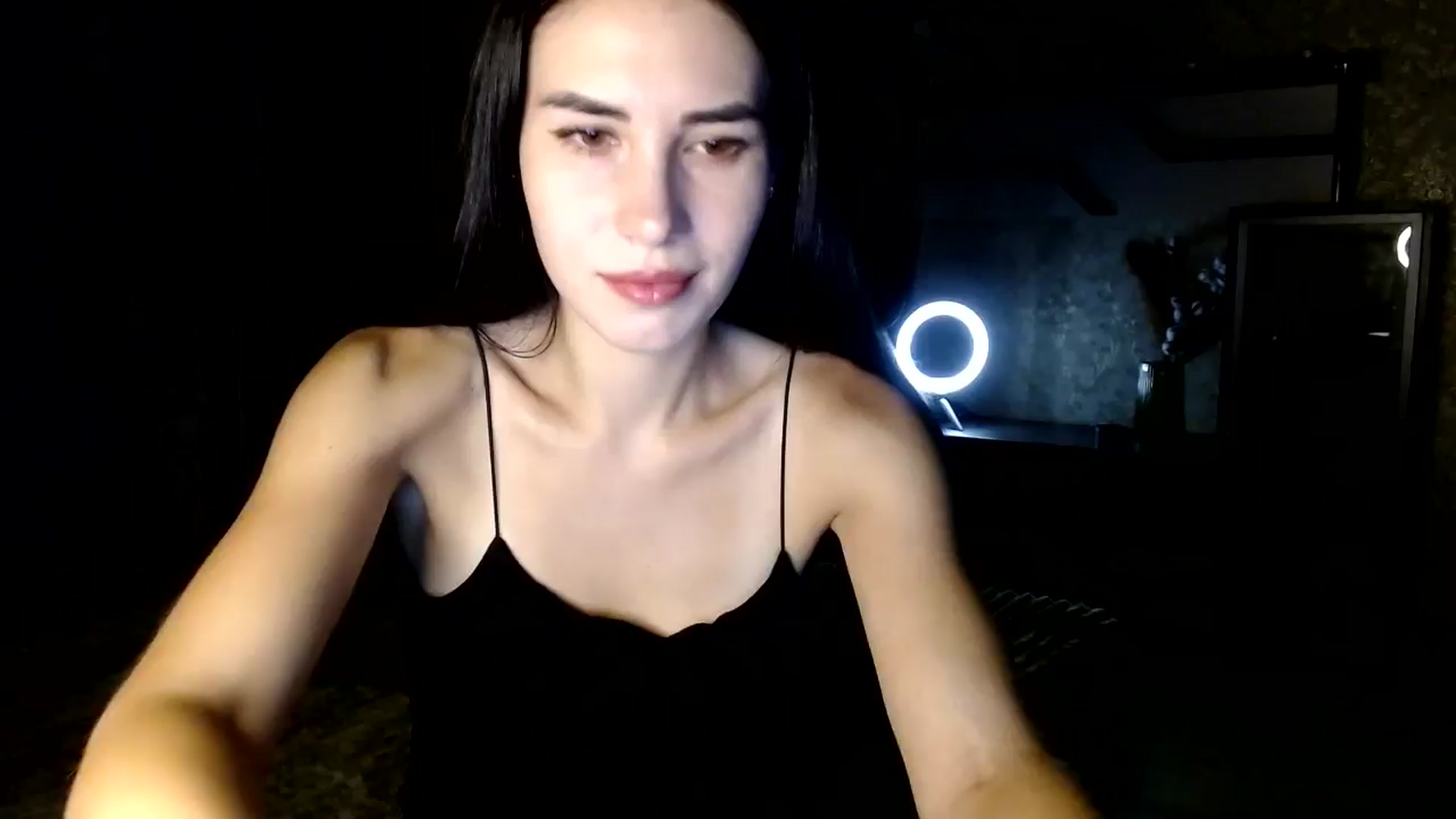 Gallery image thumbnail from Smoosi's myfreecams stream on, 08/25/2024, 18:57 image 1 of 20