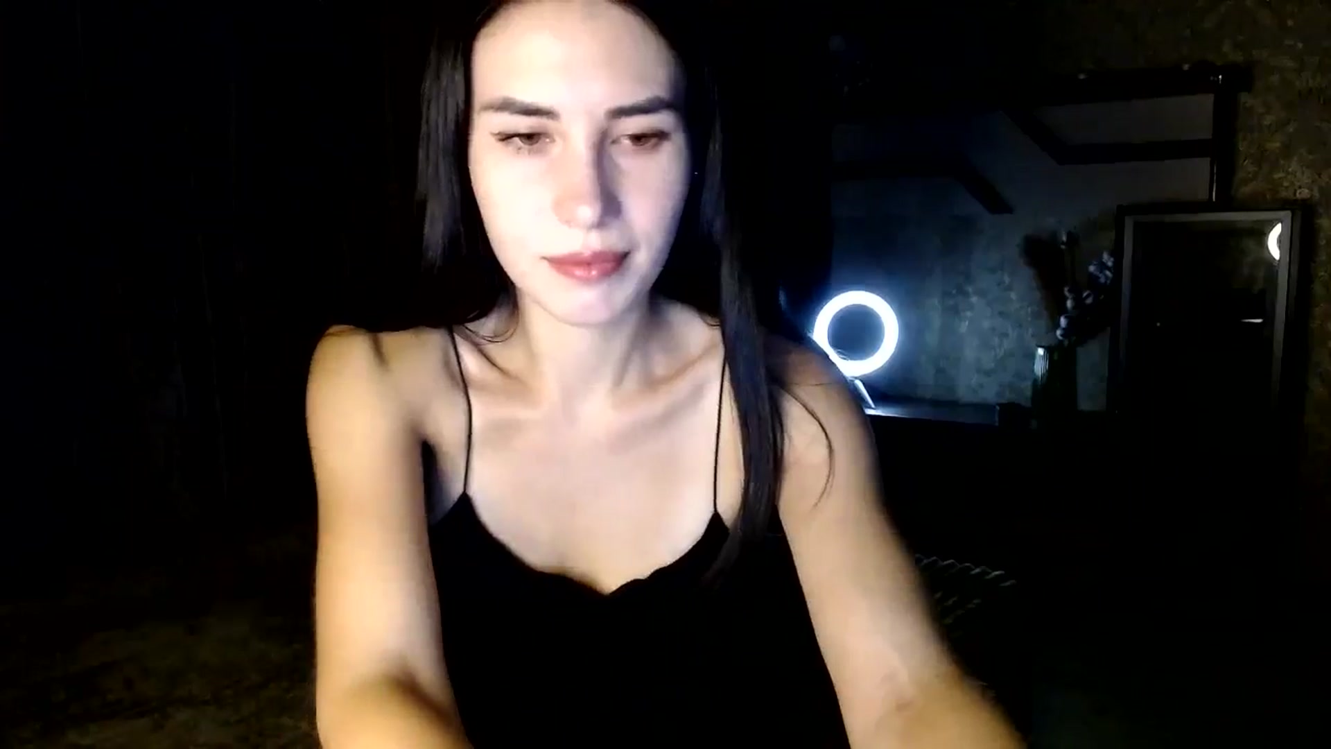 Gallery image thumbnail from Smoosi's myfreecams stream on, 08/25/2024, 18:57 image 4 of 20
