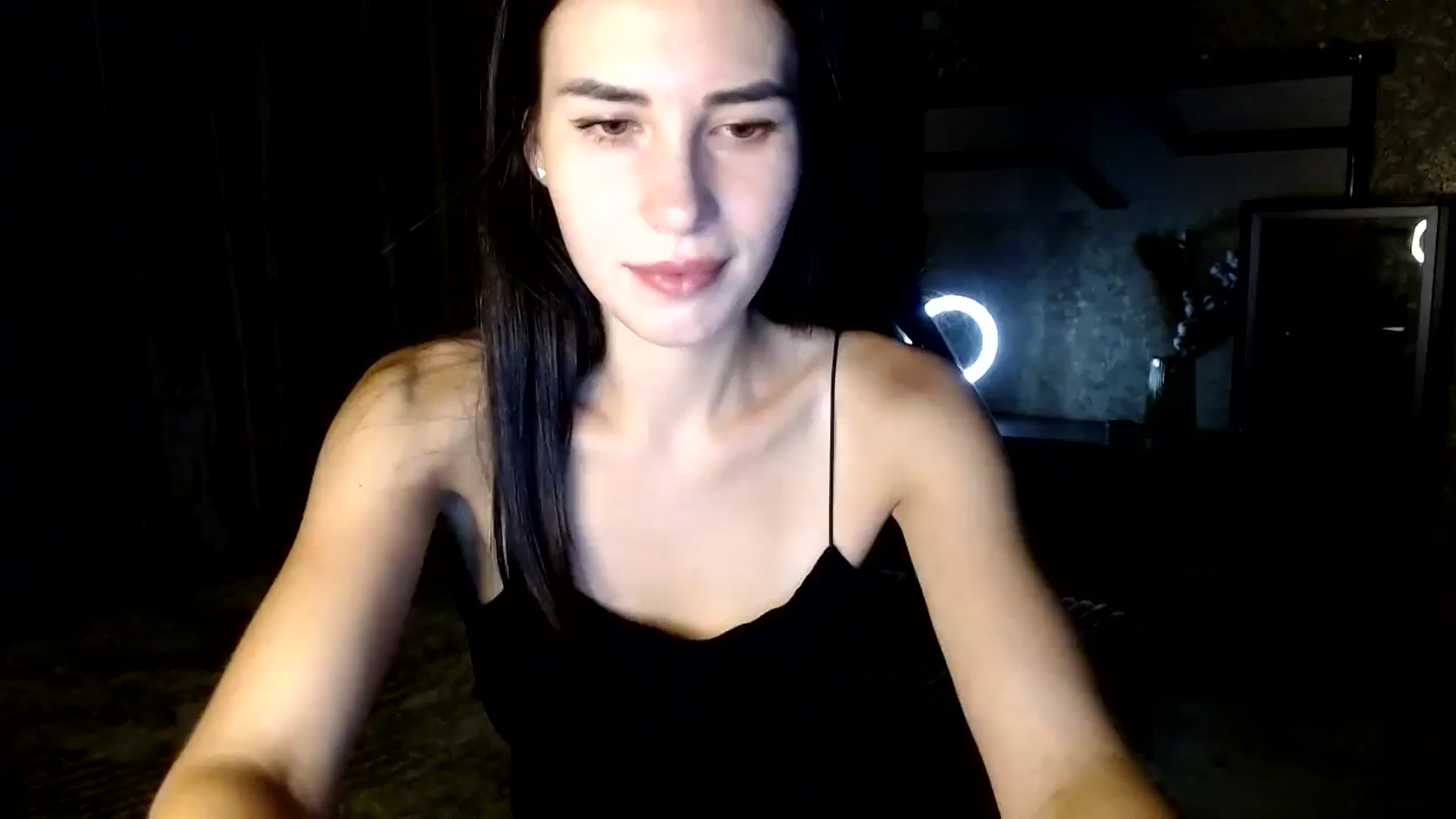 Gallery image thumbnail from Smoosi's myfreecams stream on, 08/25/2024, 20:44 image 11 of 20