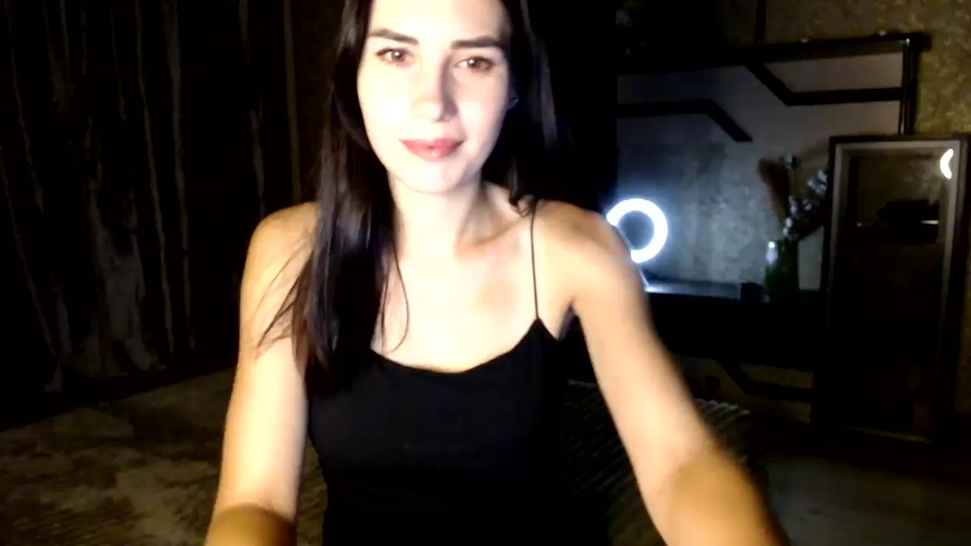 Gallery image thumbnail from Smoosi's myfreecams stream on, 08/25/2024, 21:15 image 1 of 20