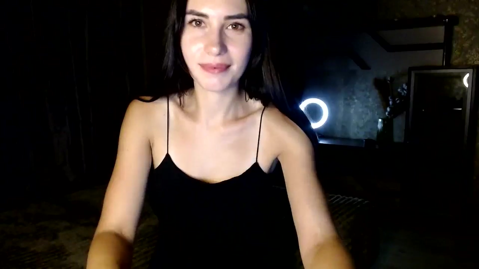Gallery image thumbnail from Smoosi's myfreecams stream on, 08/25/2024, 21:15 image 10 of 20