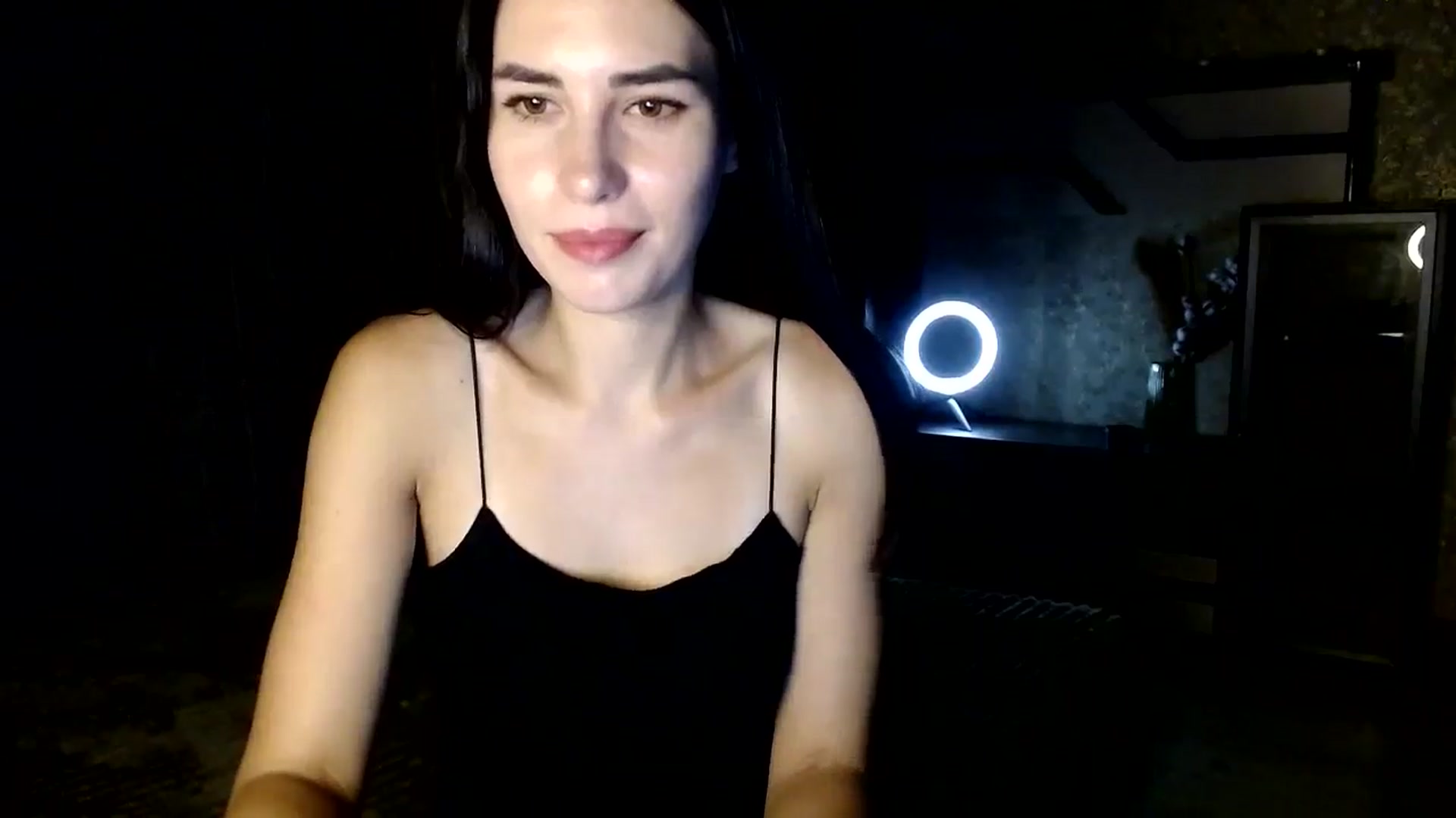 Gallery image thumbnail from Smoosi's myfreecams stream on, 08/25/2024, 21:15 image 5 of 20