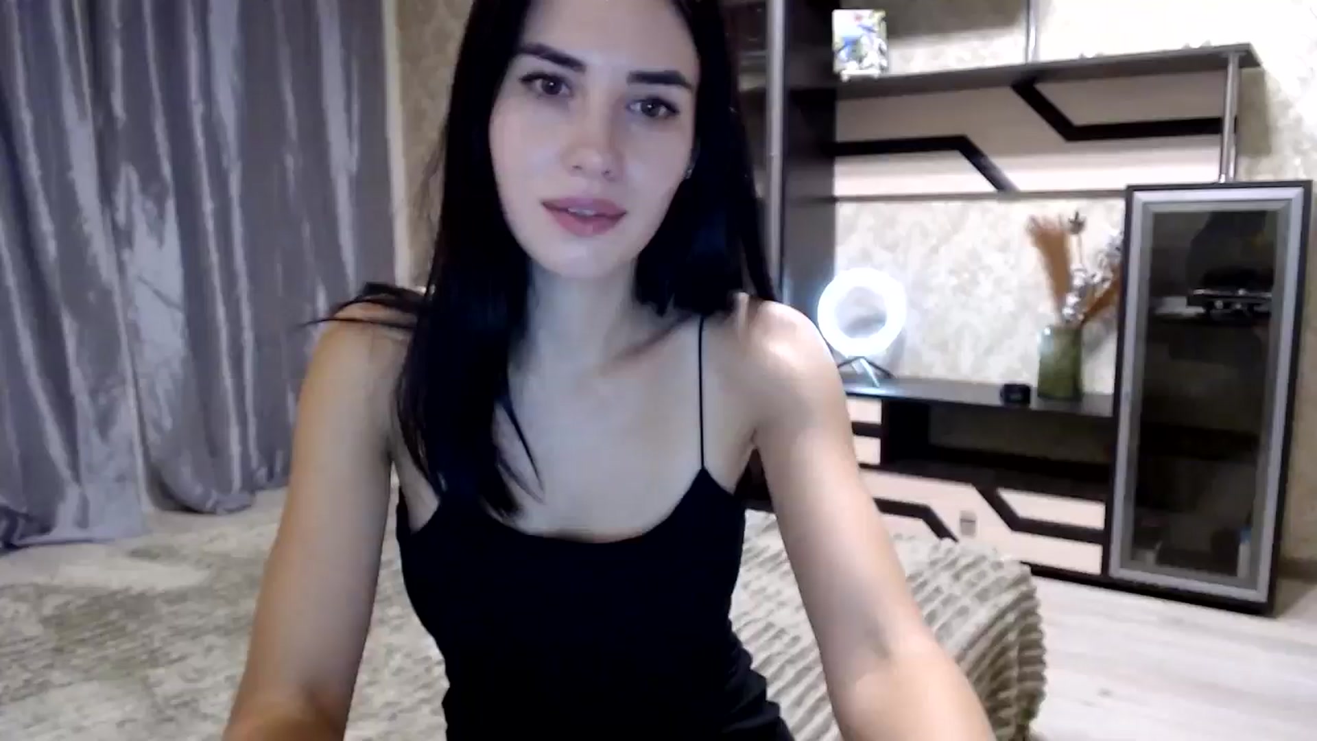 Gallery image thumbnail from Smoosi's myfreecams stream on, 08/25/2024, 22:49 image 12 of 20