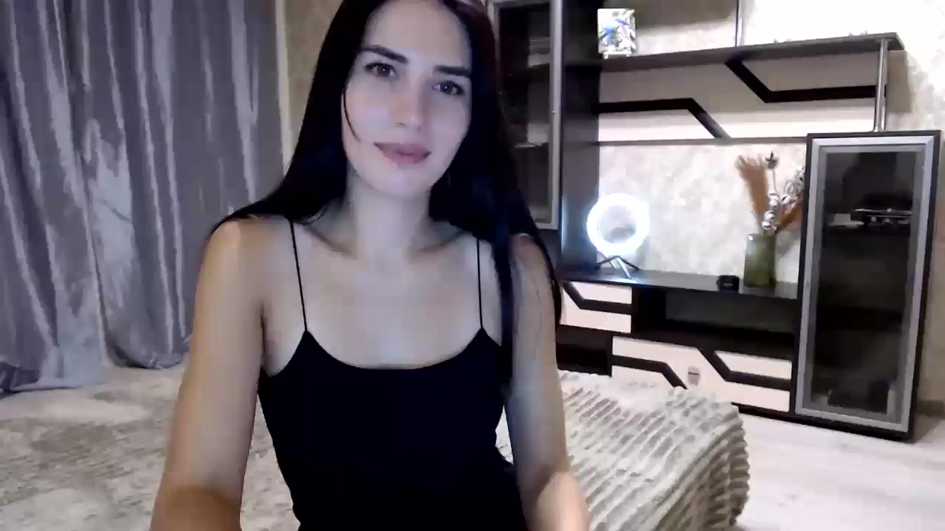 Gallery image thumbnail from Smoosi's myfreecams stream on, 08/25/2024, 22:49 image 11 of 20