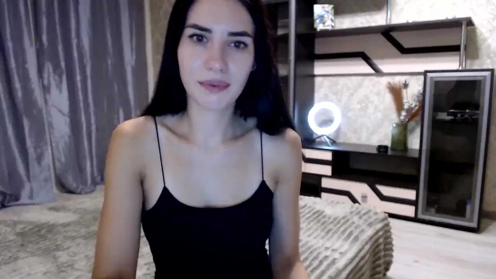 Gallery image thumbnail from Smoosi's myfreecams stream on, 08/25/2024, 22:49 image 5 of 20