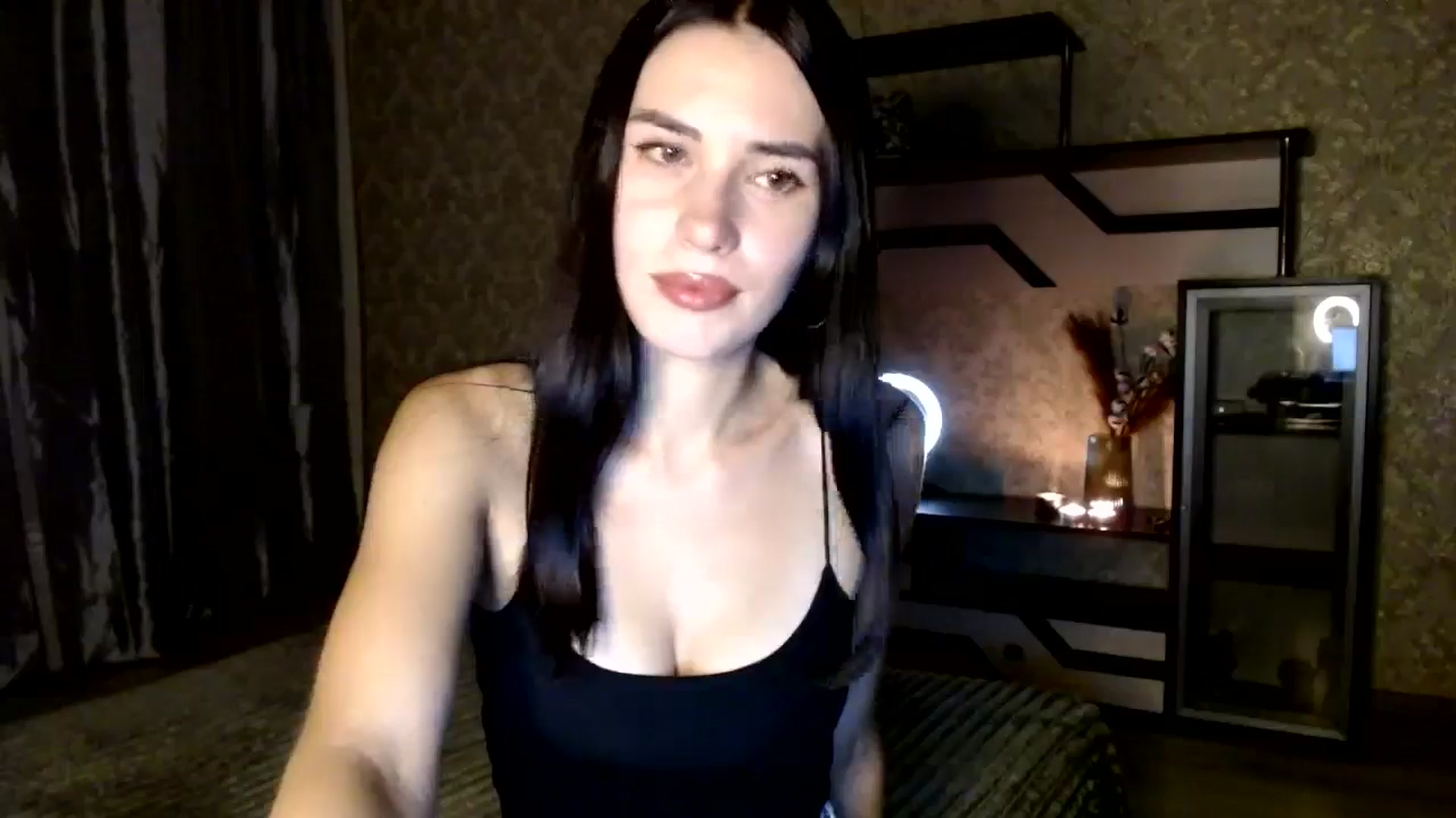 Gallery image thumbnail from Smoosi's myfreecams stream on, 08/29/2024, 19:09 image 6 of 20