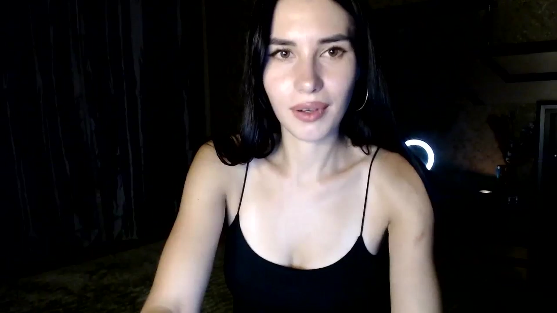Gallery image thumbnail from Smoosi's myfreecams stream on, 08/29/2024, 20:51 image 15 of 20