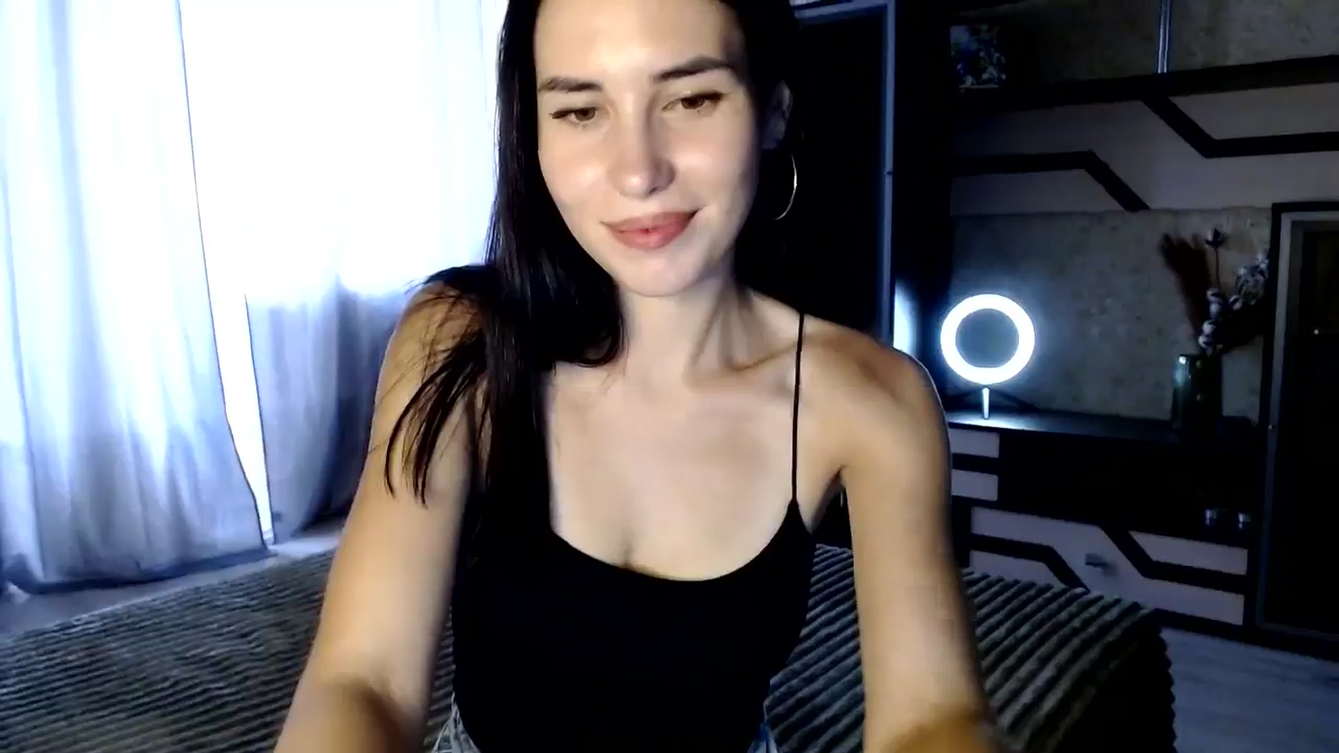 Gallery image thumbnail from Smoosi's myfreecams stream on, 08/30/2024, 14:50 image 16 of 20