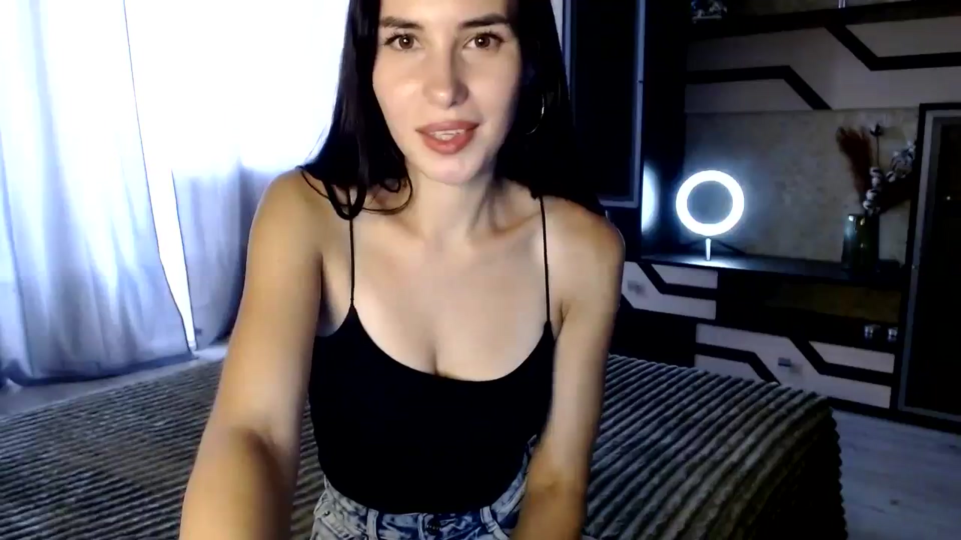 Gallery image thumbnail from Smoosi's myfreecams stream on, 08/30/2024, 14:50 image 8 of 20
