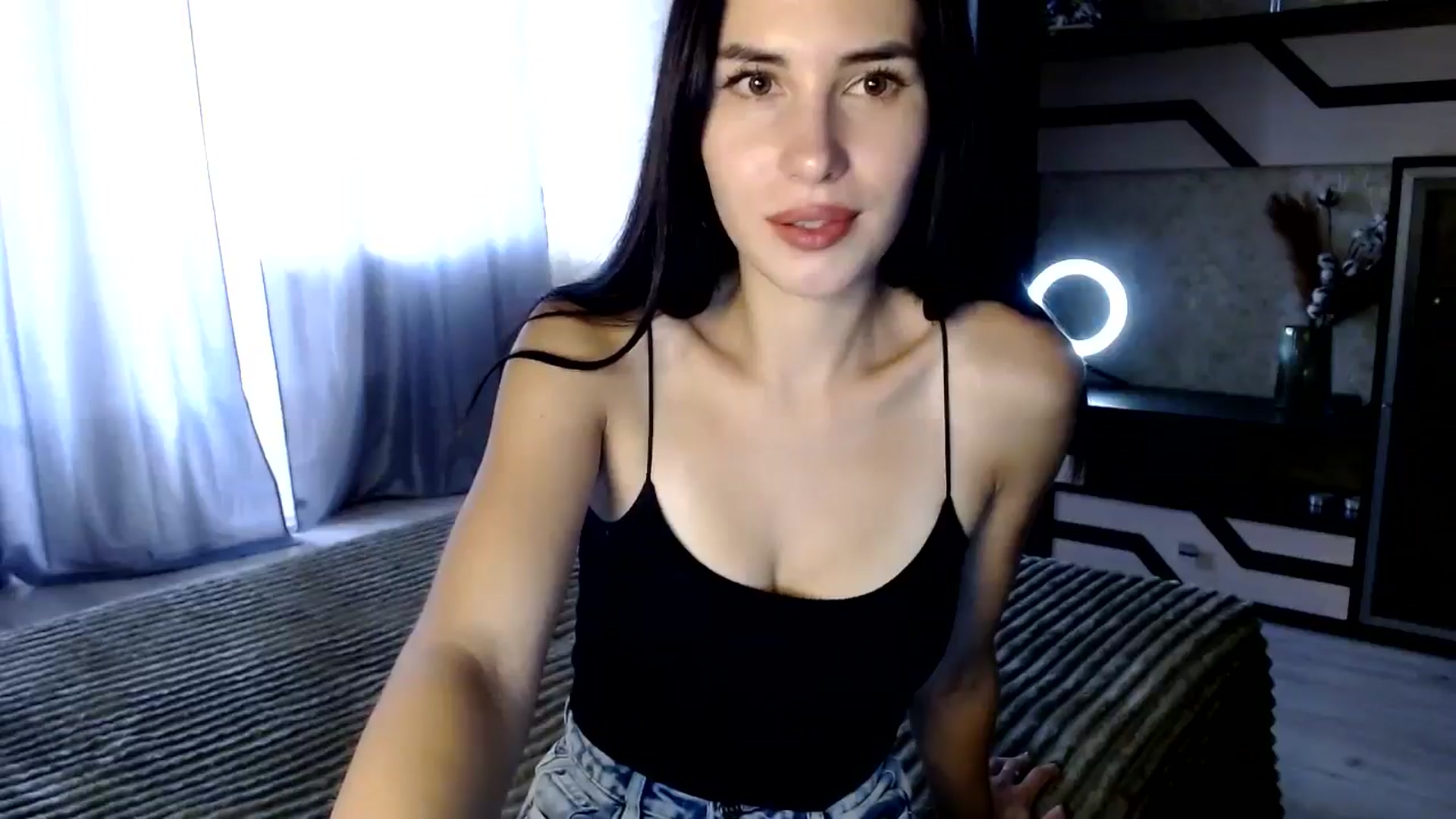 Gallery image thumbnail from Smoosi's myfreecams stream on, 08/30/2024, 14:50 image 4 of 20