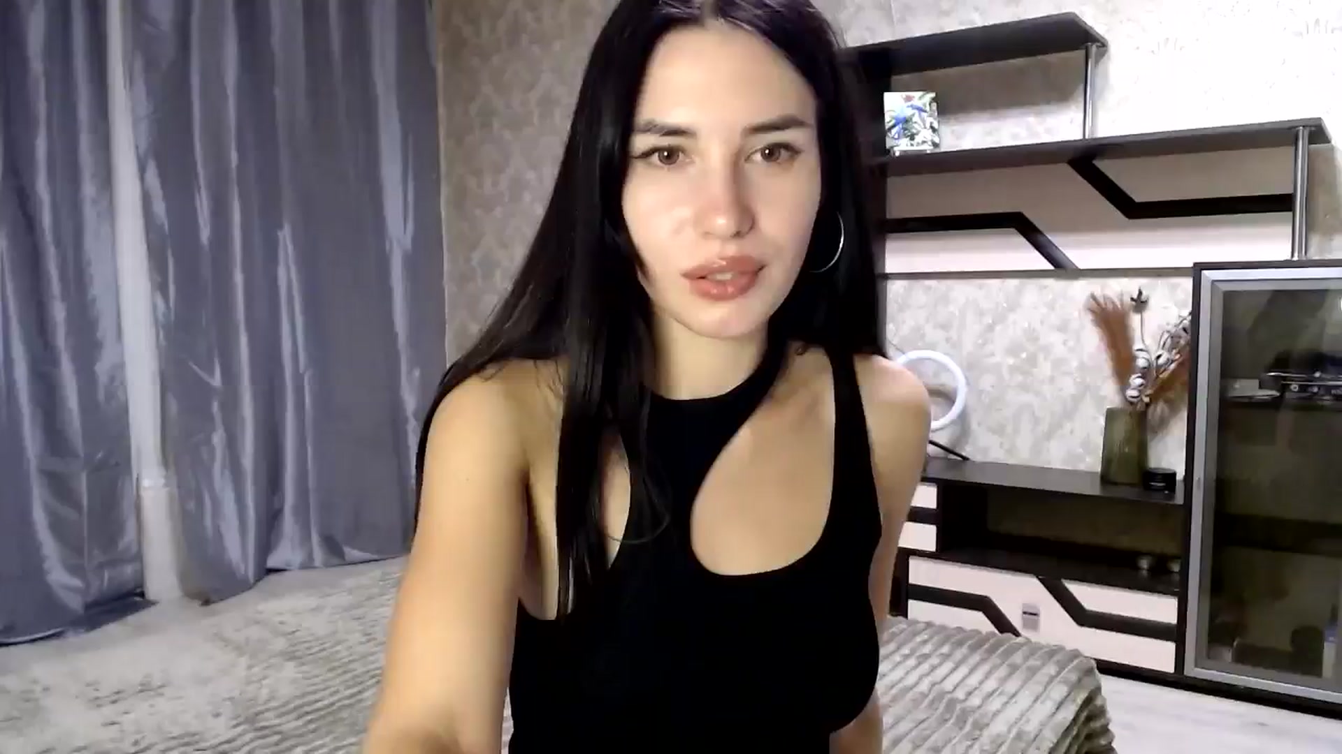 Gallery image thumbnail from Smoosi's myfreecams stream on, 08/30/2024, 21:06 image 2 of 20