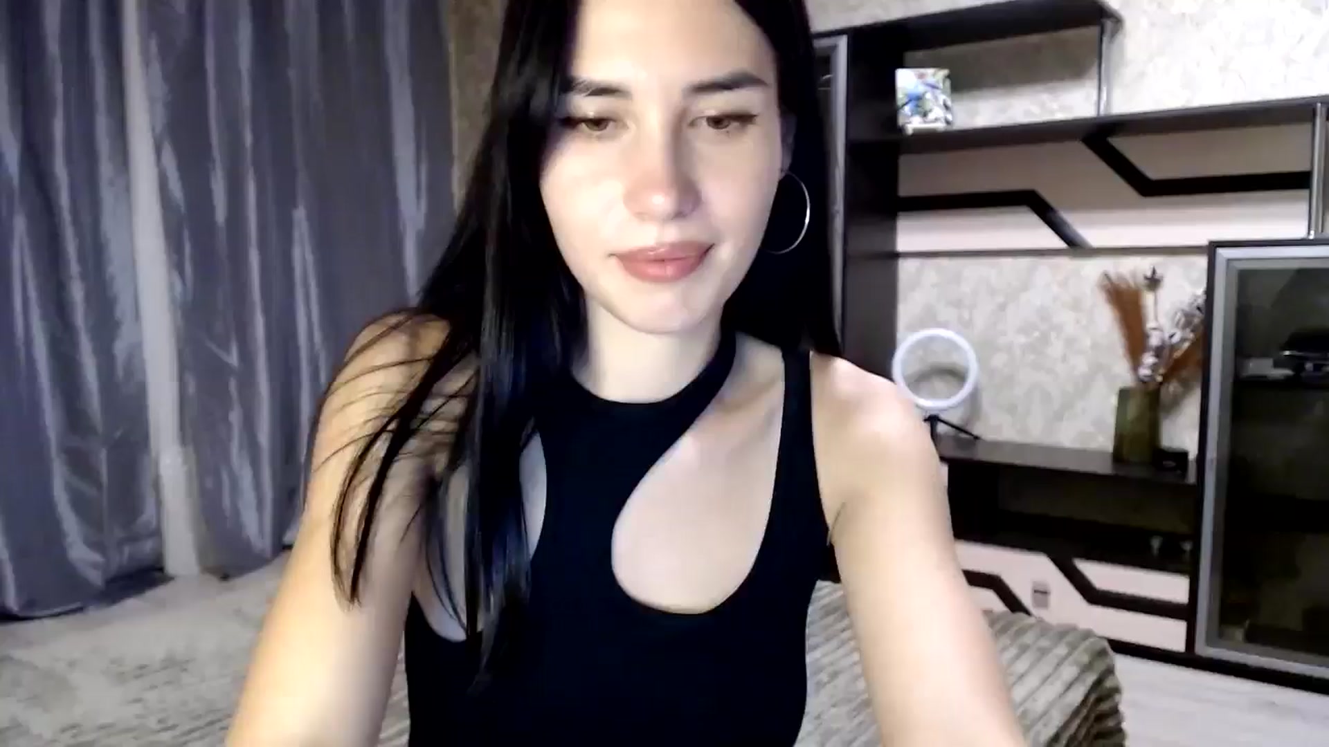 Gallery image thumbnail from Smoosi's myfreecams stream on, 08/30/2024, 21:28 image 13 of 20