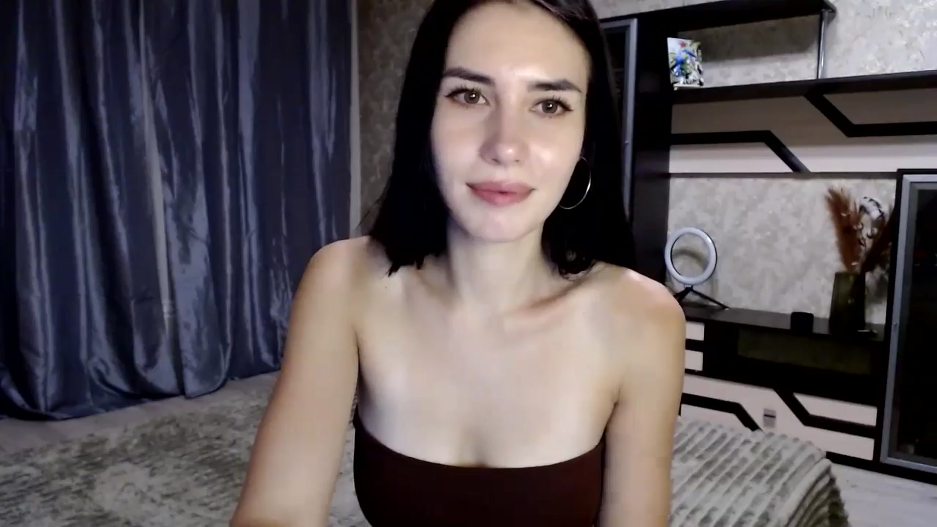 Gallery image thumbnail from Smoosi's myfreecams stream on, 09/05/2024, 19:34 image 15 of 20