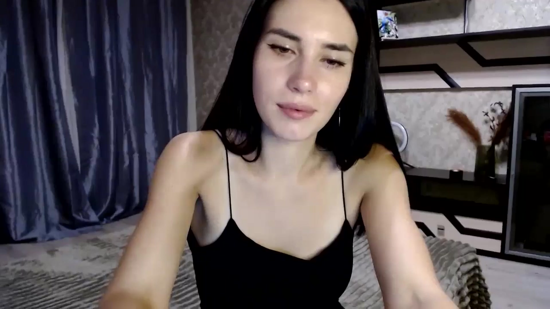Gallery image thumbnail from Smoosi's myfreecams stream on, 09/09/2024, 21:25 image 11 of 20