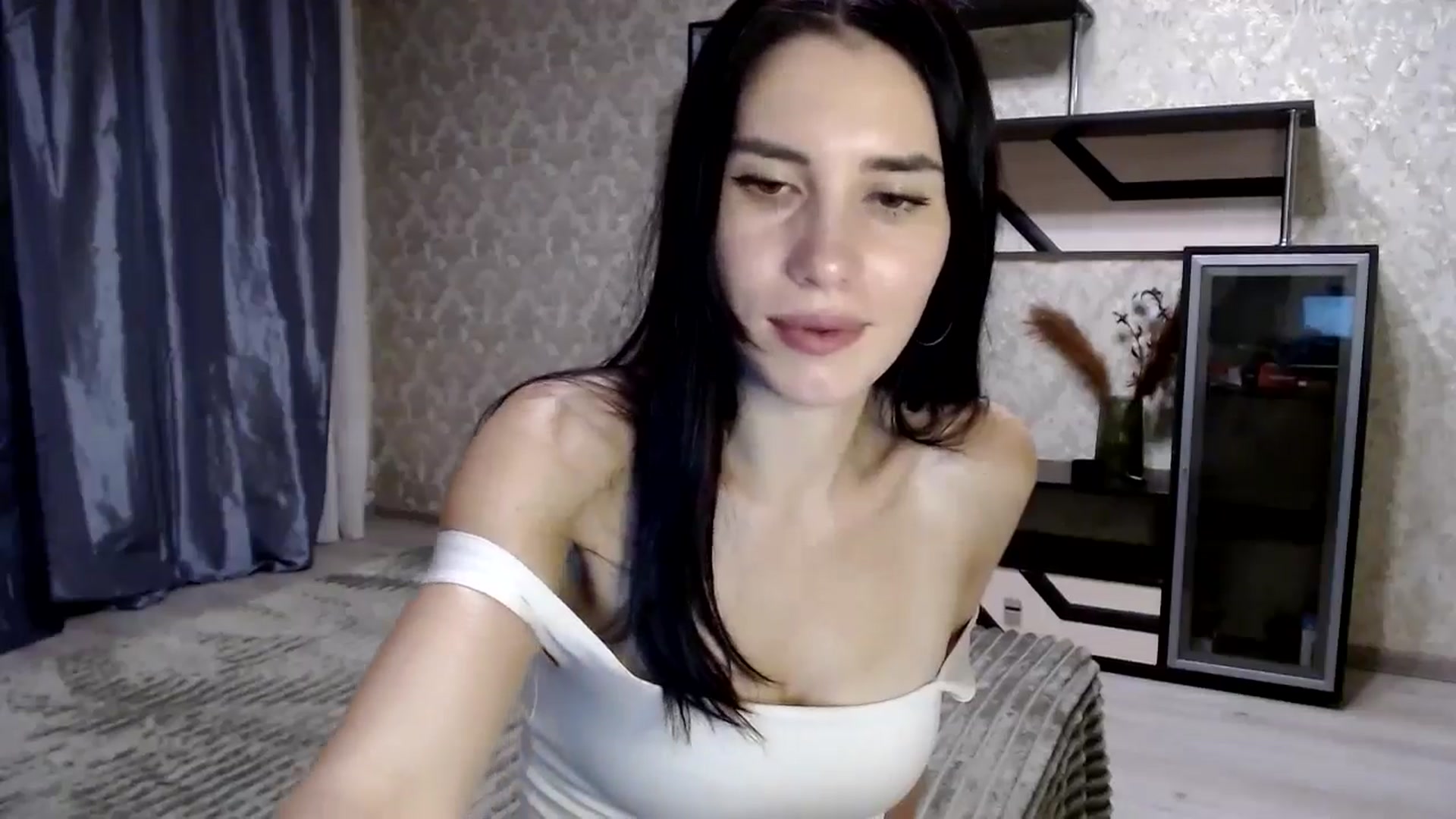 Gallery image thumbnail from Smoosi's myfreecams stream on, 09/11/2024, 21:02 image 4 of 20