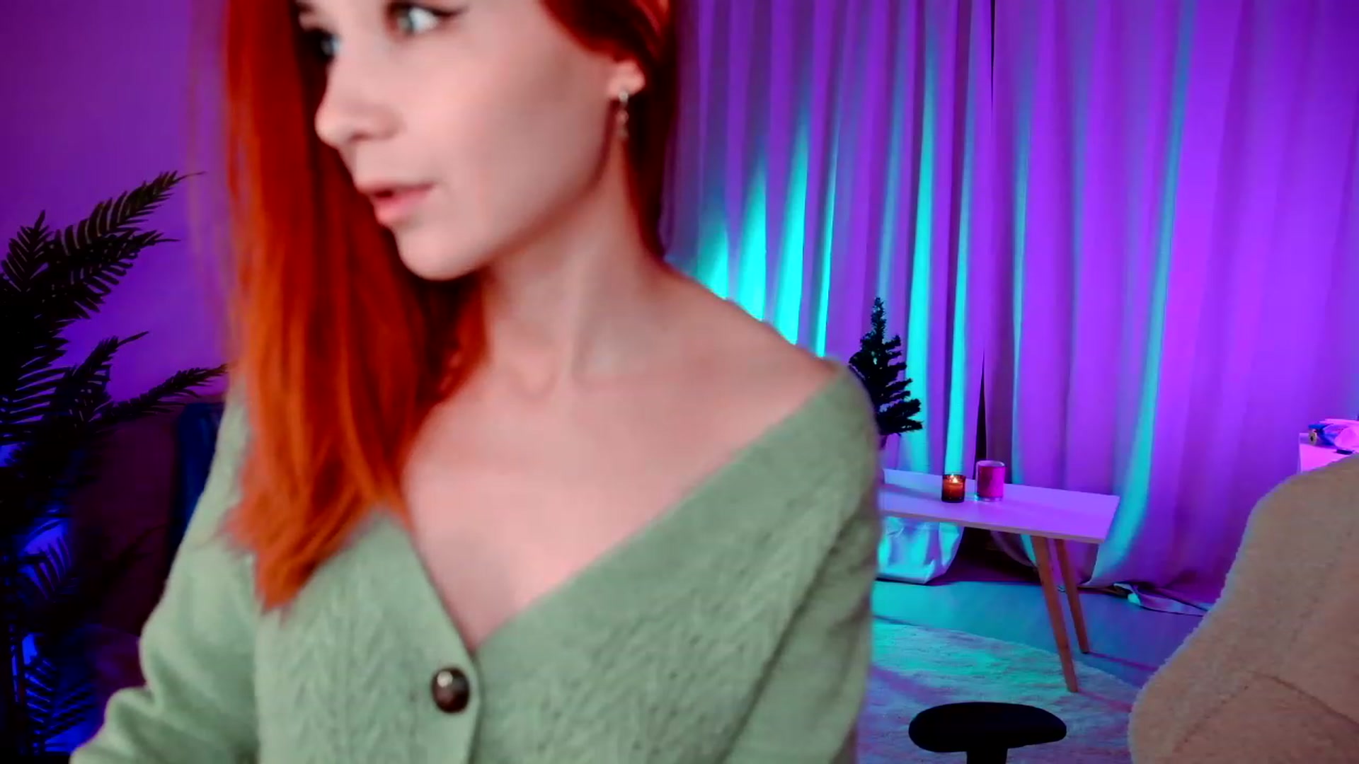 Gallery image thumbnail from SmthWrong's myfreecams stream on, 12/07/2023, 02:24 image 12 of 20
